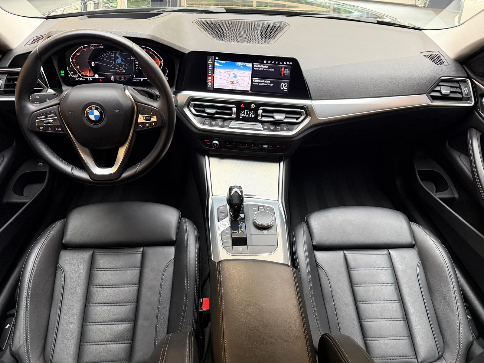 BMW 420i Coupé-image-11