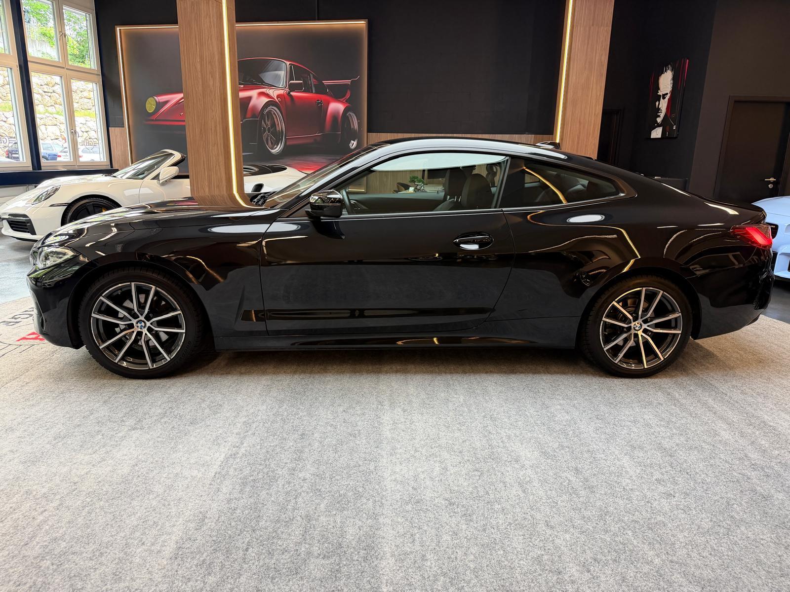 BMW 420i Coupé-image-4