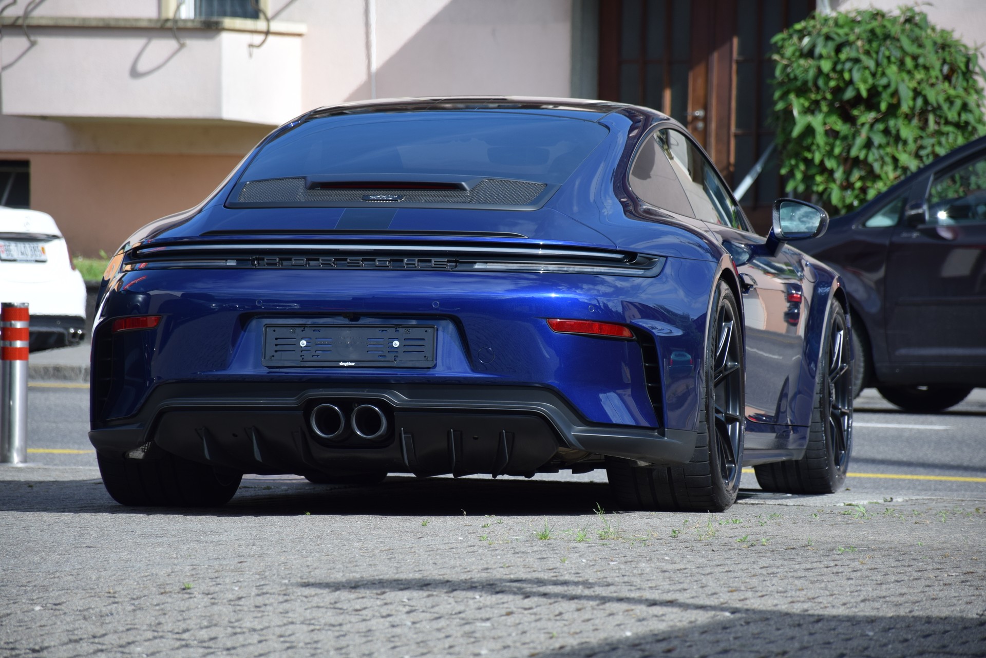 PORSCHE 911 GT3 Touring-image-9