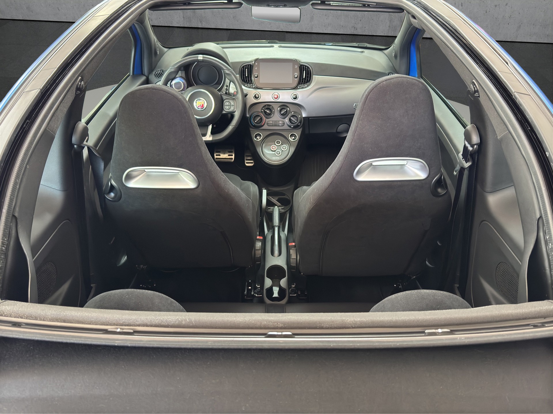 FIAT 595C 1.4 16V Turbo Abarth F595 Dualogic-image-14