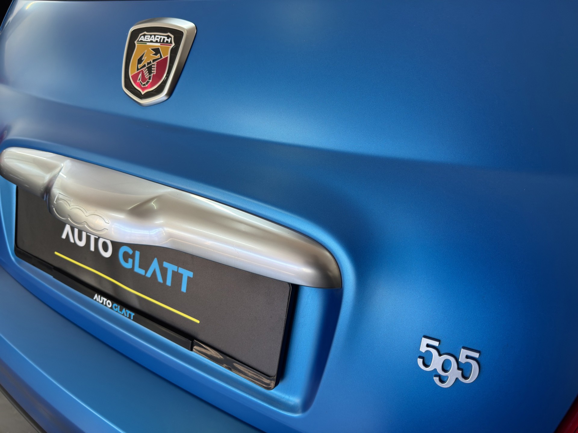 FIAT 595C 1.4 16V Turbo Abarth F595 Dualogic-image-6