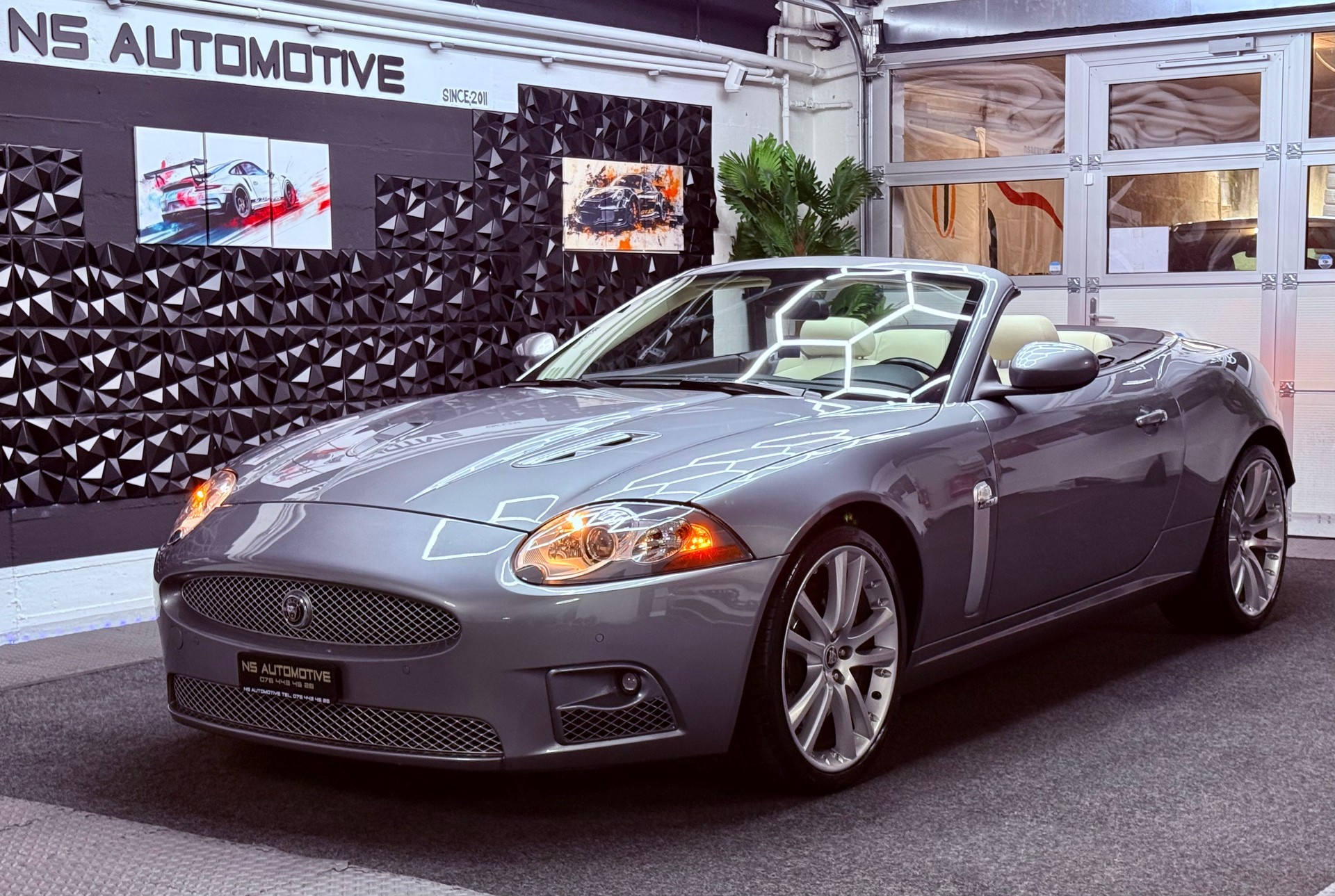 JAGUAR XKR 4.2 V8 Supercharged Automatic Convertible-image-0