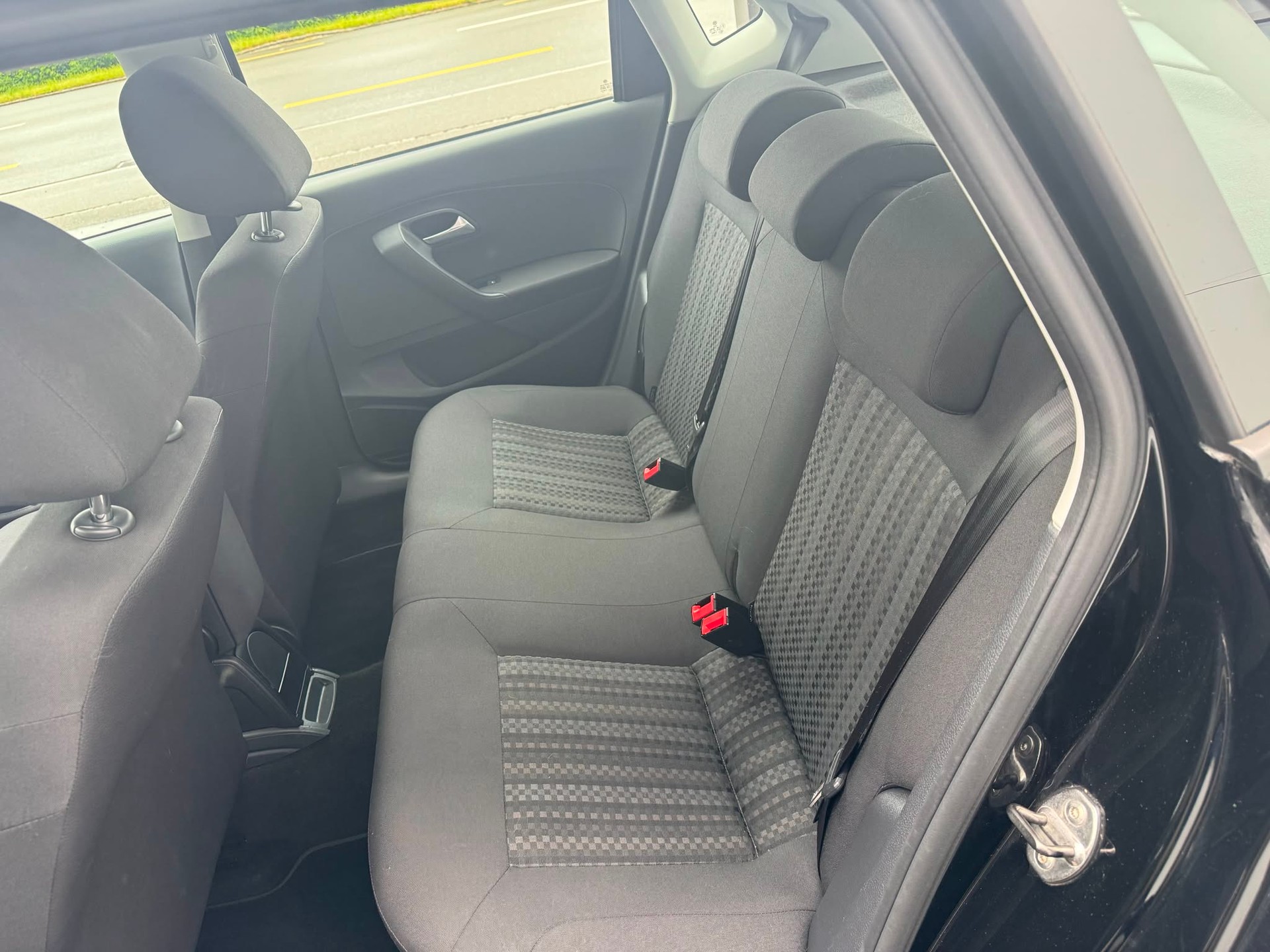 VW Polo 1.0 BMT Value-image-4