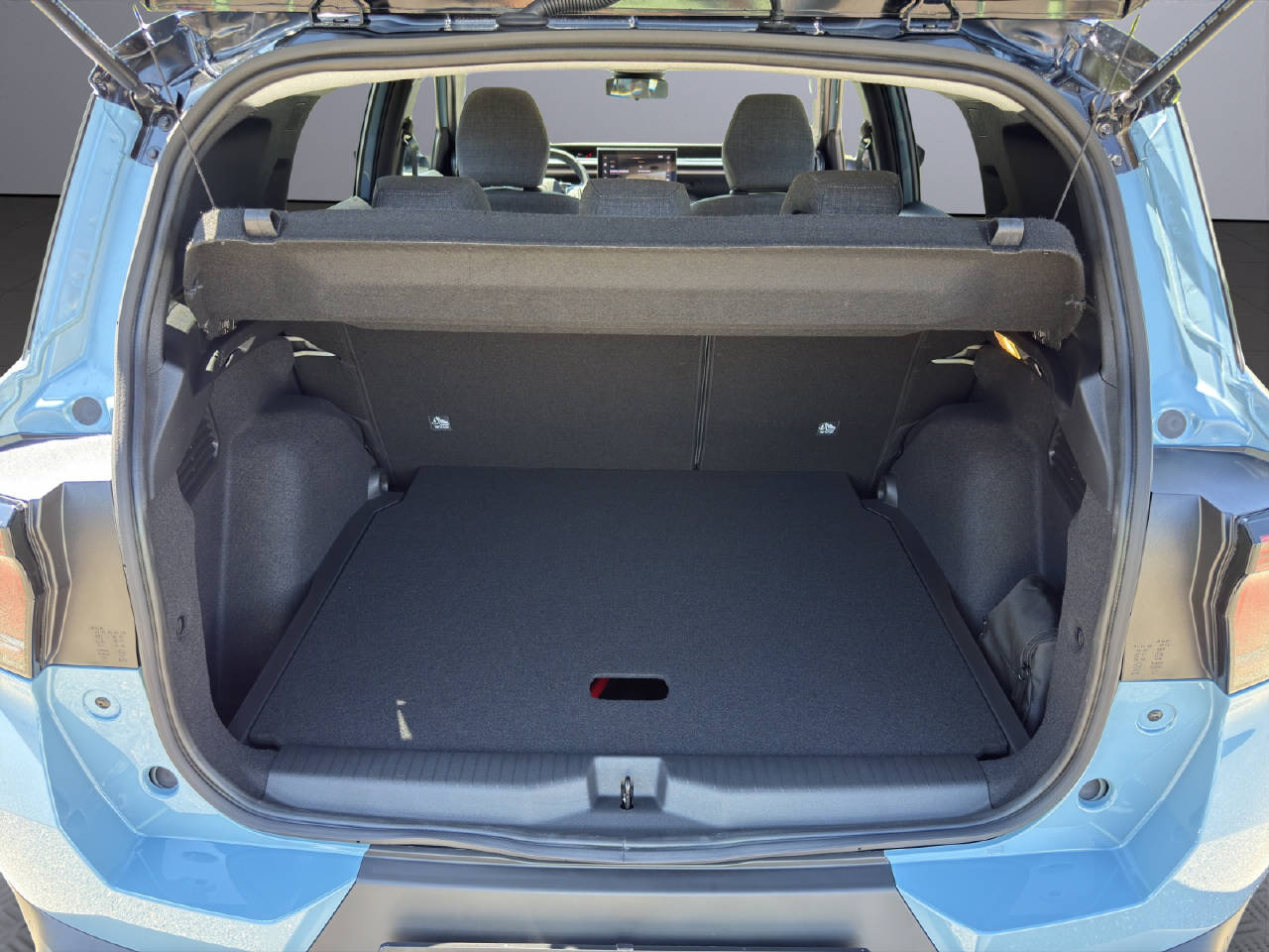 CITROEN e-C3 Aircross Plus-image-10