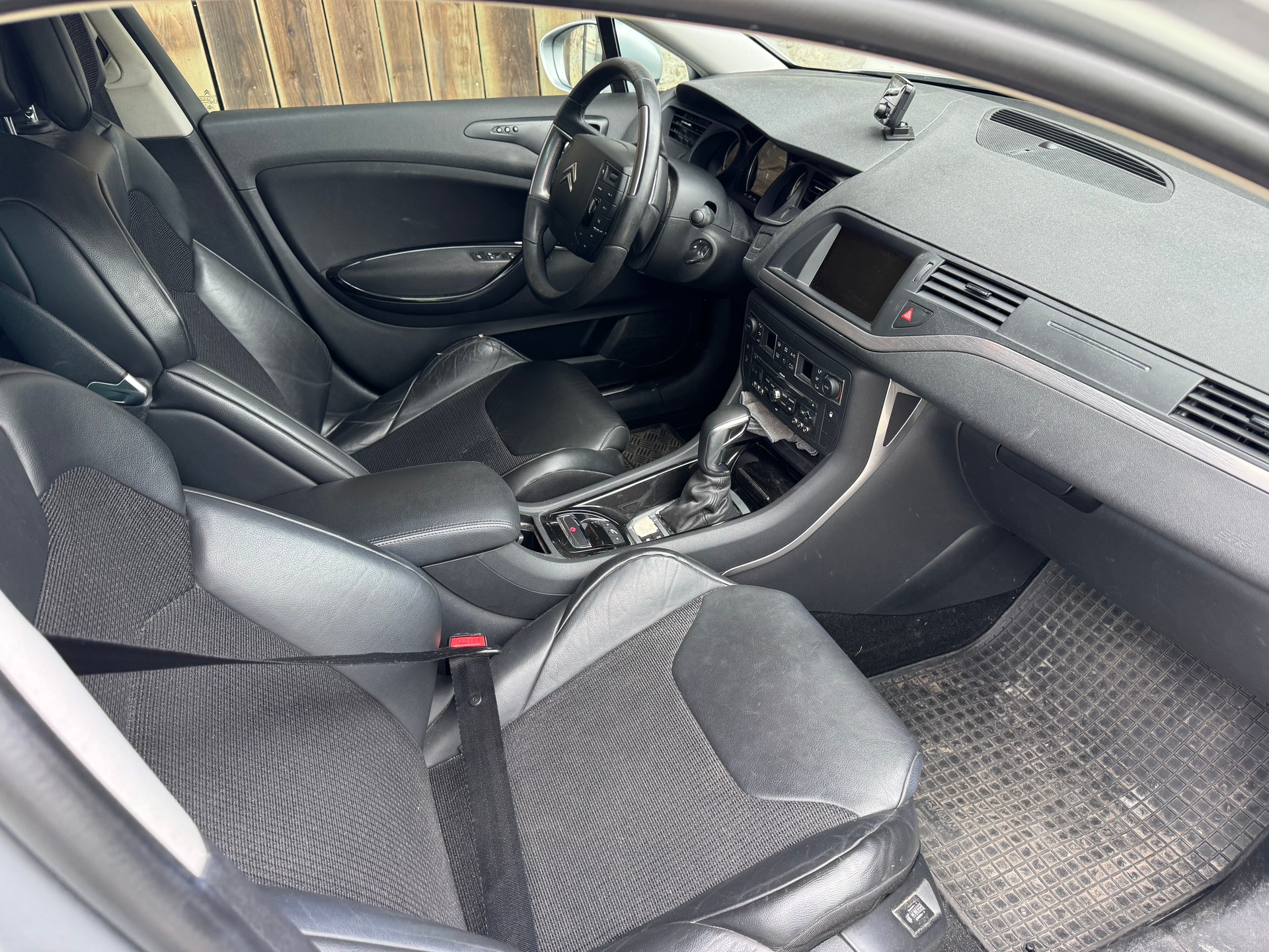 CITROEN C5 Tourer 2.0 HDi Exclusive Automatic-image-13