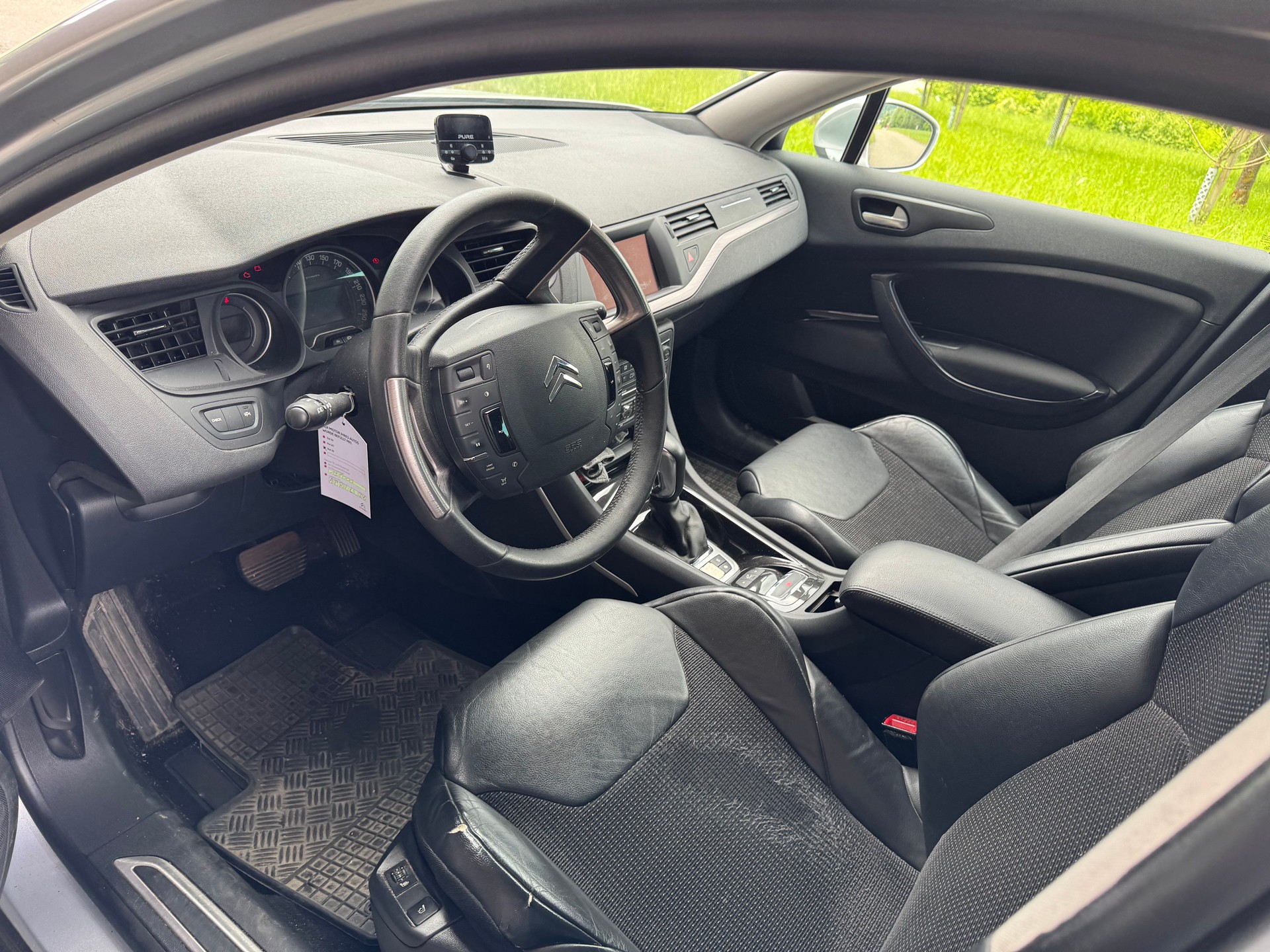 CITROEN C5 Tourer 2.0 HDi Exclusive Automatic-image-9