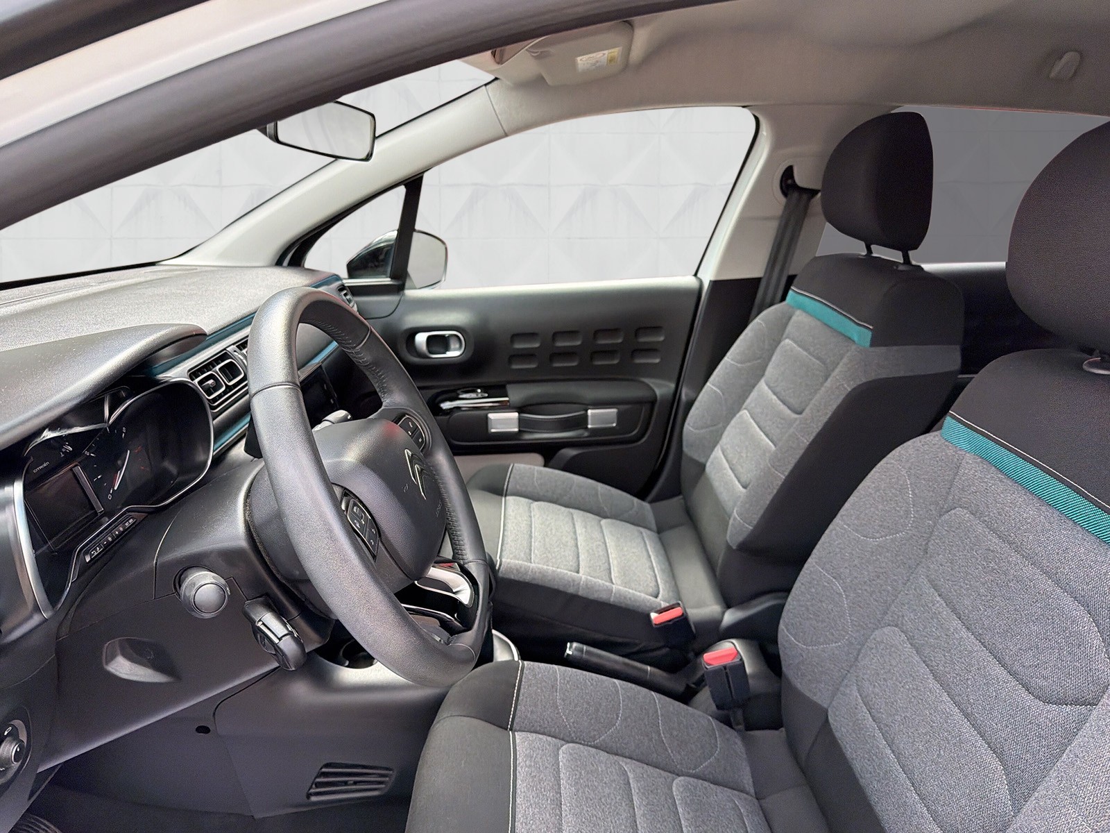 CITROEN C3 1.2i Swiss Edition-image-7