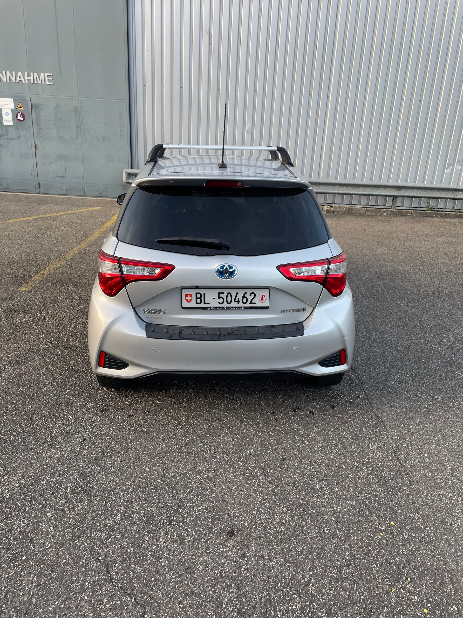 TOYOTA 1.5 VVT-i HSD Premium-image-2