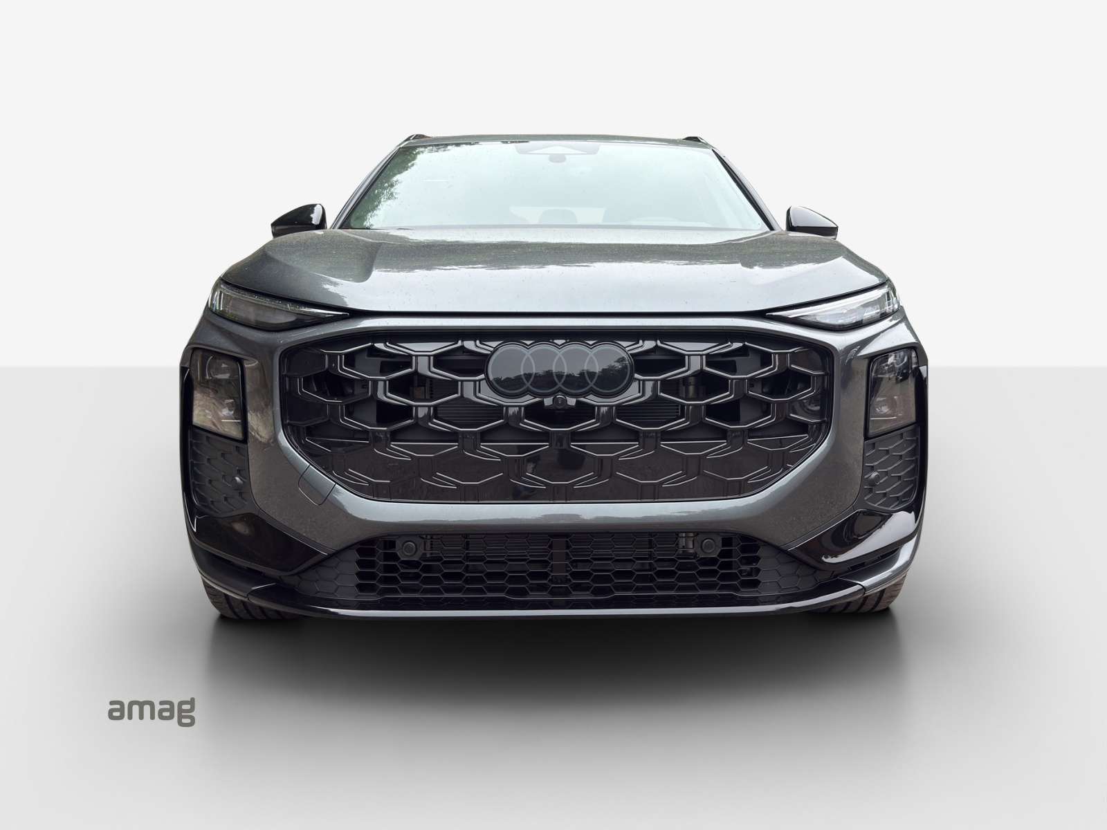 AUDI Q3 SUV e-hybrid 200 kW S tronig-image-1