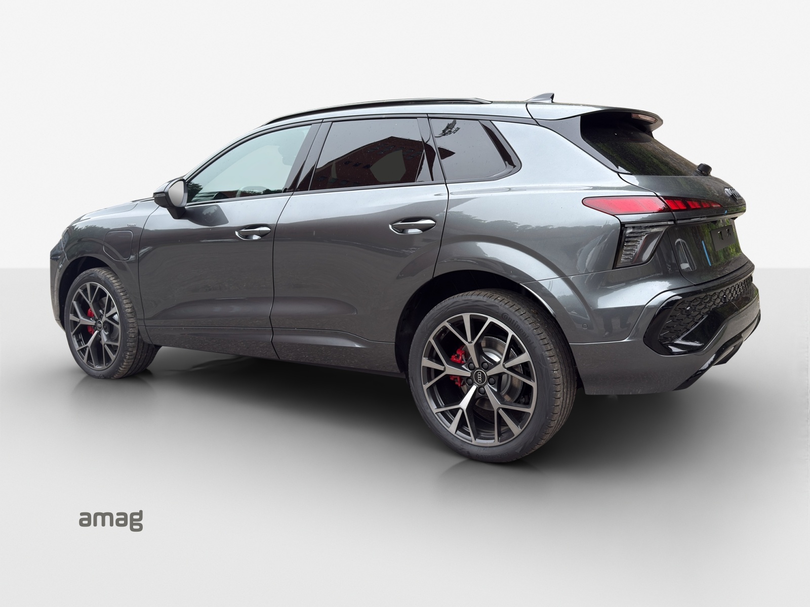 AUDI Q3 SUV e-hybrid 200 kW S tronig-image-6