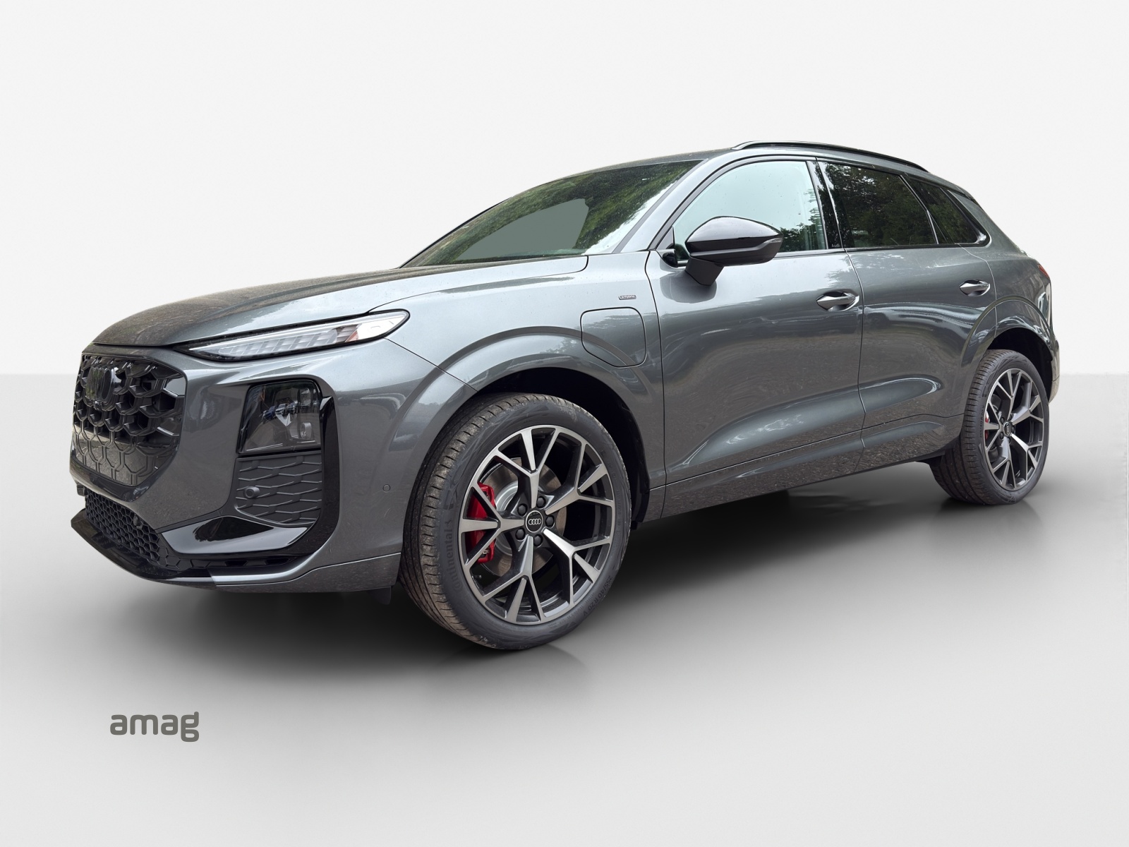 AUDI Q3 SUV e-hybrid 200 kW S tronig-image-0