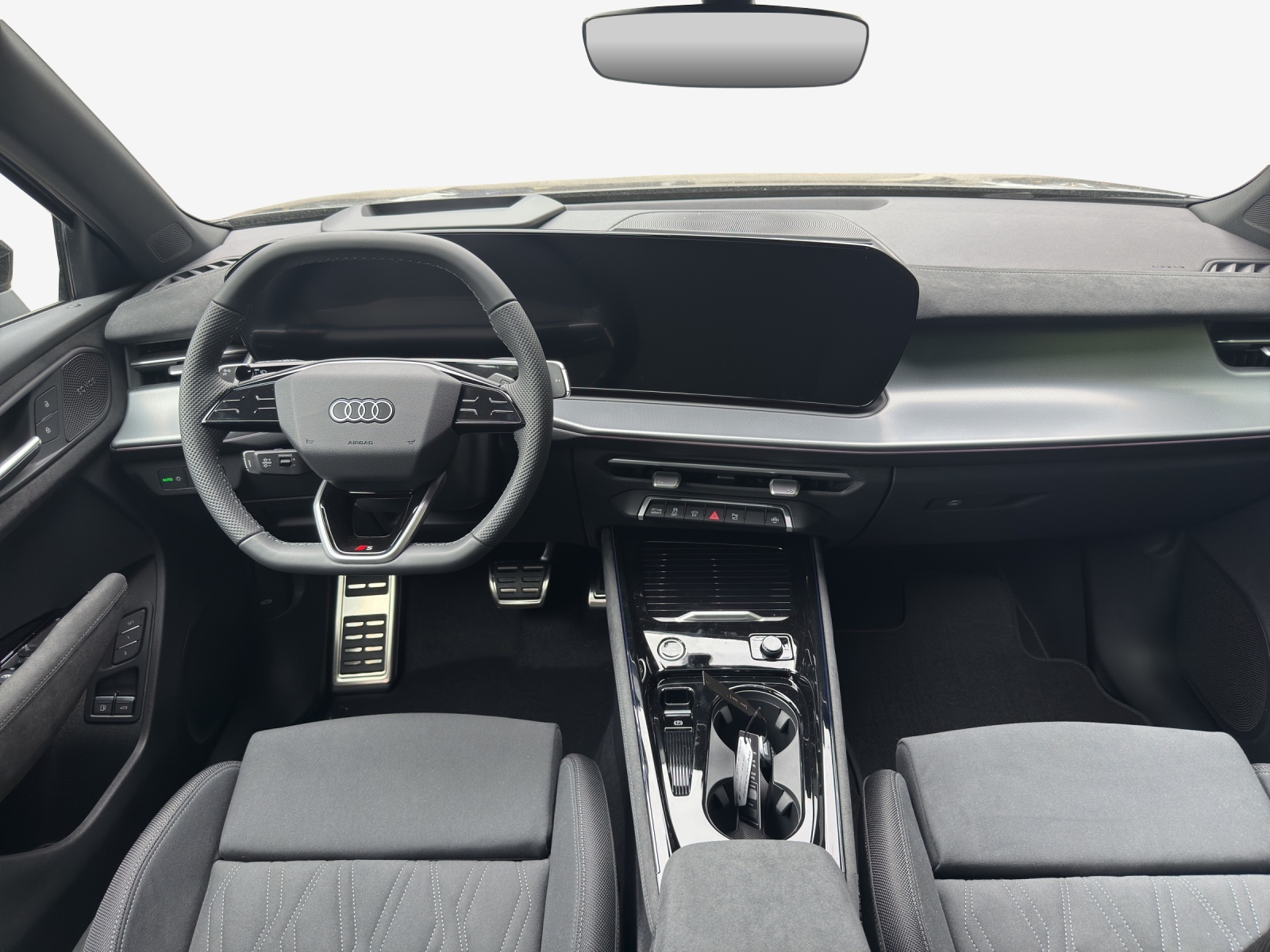 AUDI Q3 SUV e-hybrid 200 kW S tronig-image-10