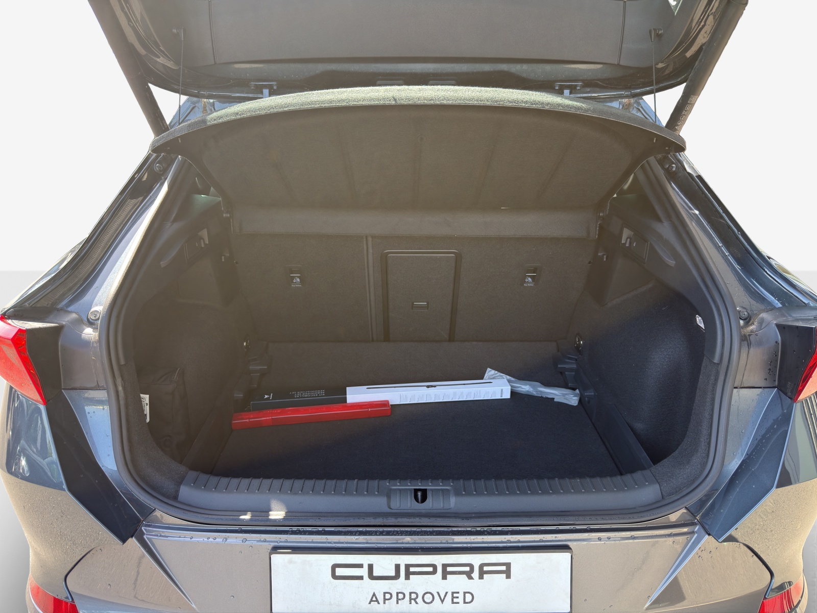CUPRA Formentor 2.0TSI 4Drive Inicio DSG-image-12