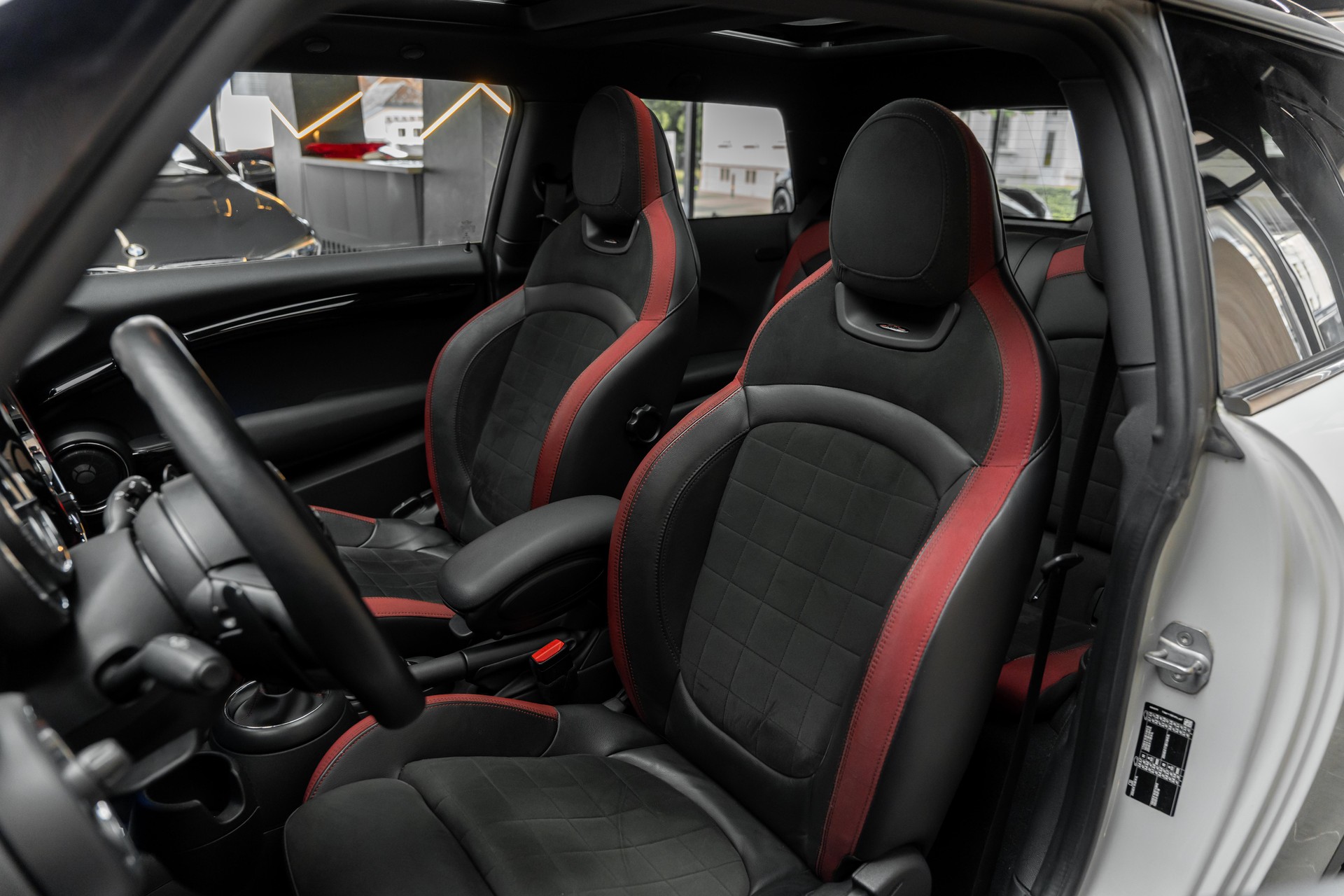 MINI Cooper S Steptronic DKG-image-3