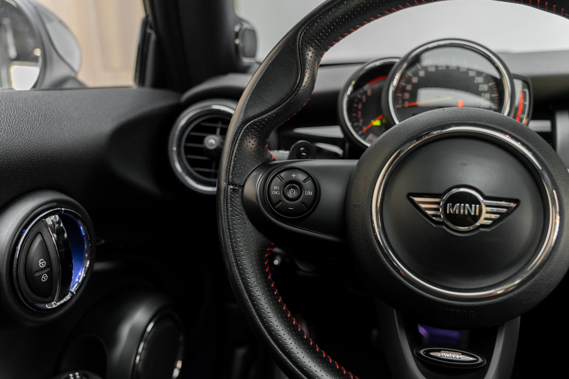 MINI Cooper S Steptronic DKG-image-17