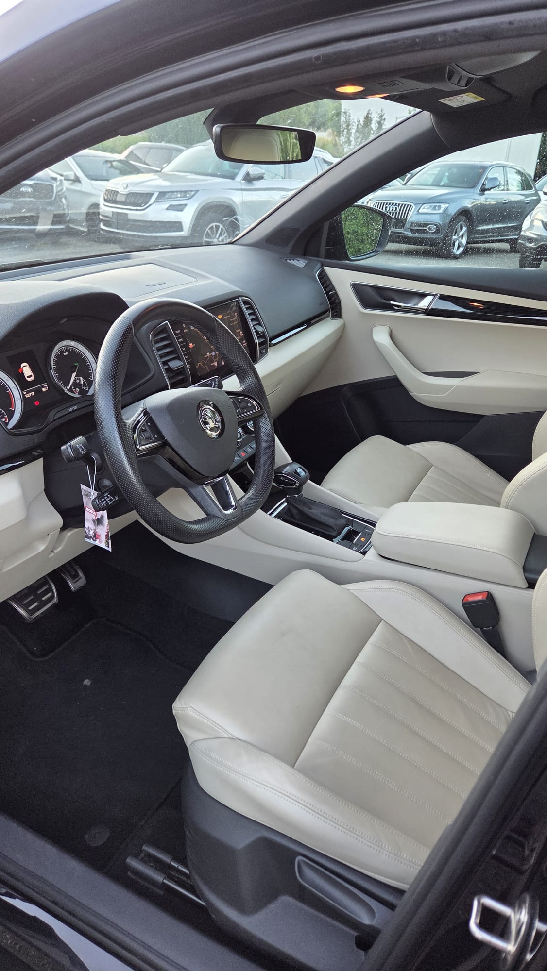 SKODA Karoq 2.0 TDI CR Ambition 4x4 DSG-image-7