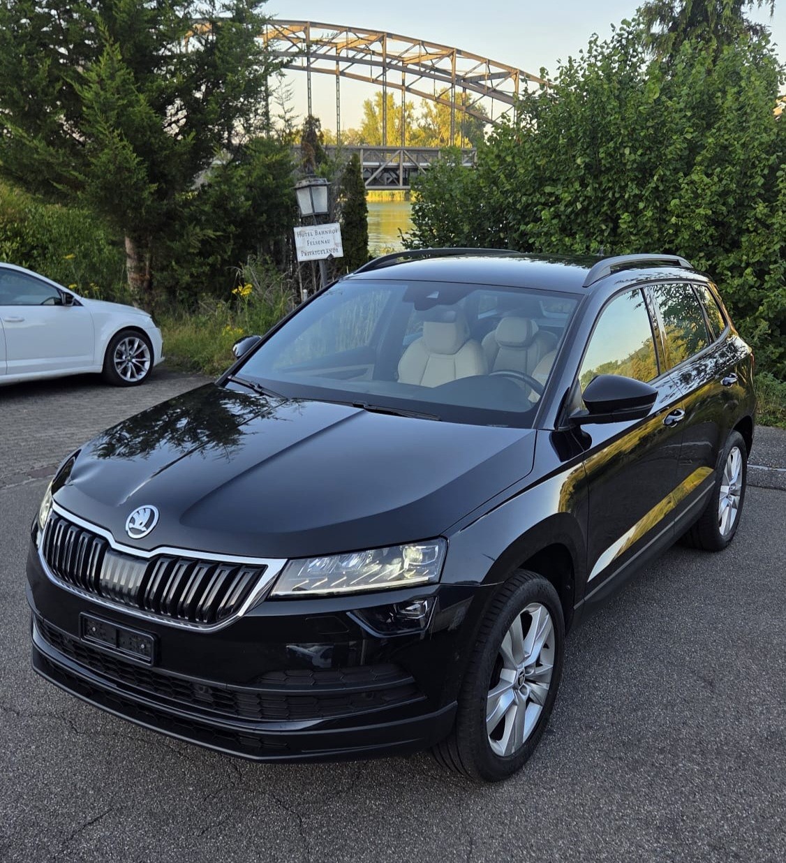 SKODA Karoq 2.0 TDI CR Ambition 4x4 DSG-image-0