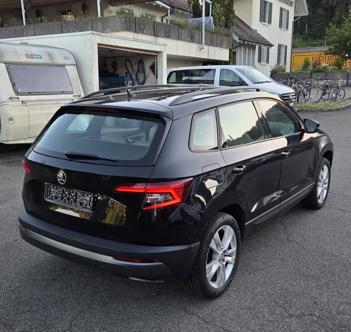 SKODA Karoq 2.0 TDI CR Ambition 4x4 DSG-image-3