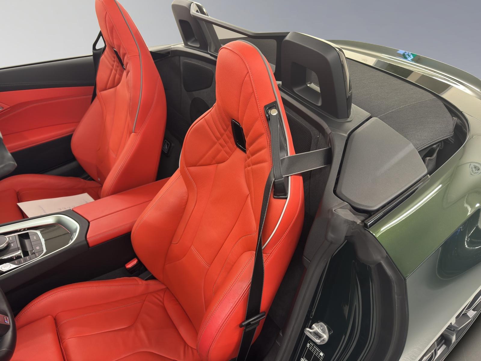 BMW Z4 20i sDrive-image-13