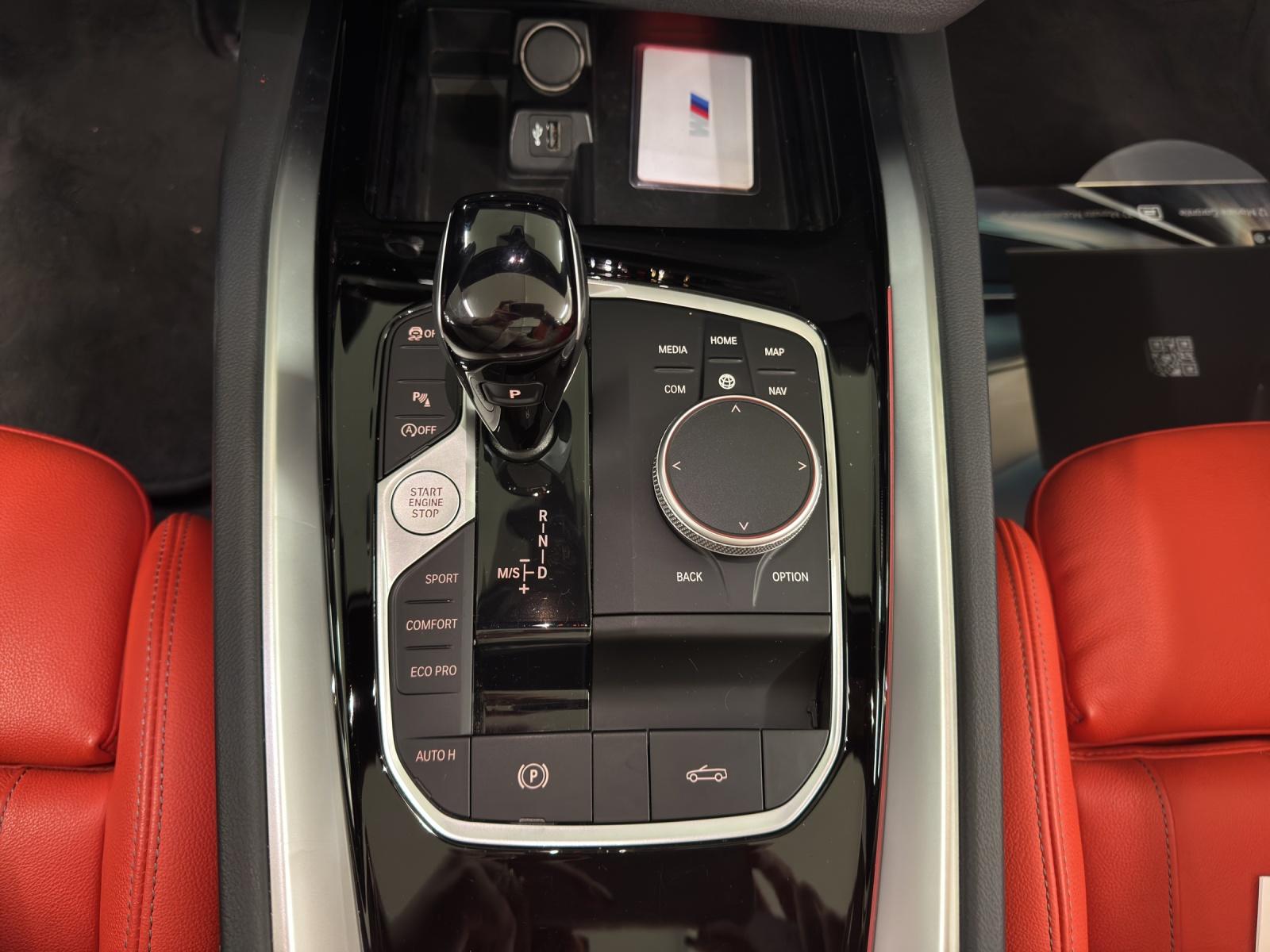 BMW Z4 20i sDrive-image-16