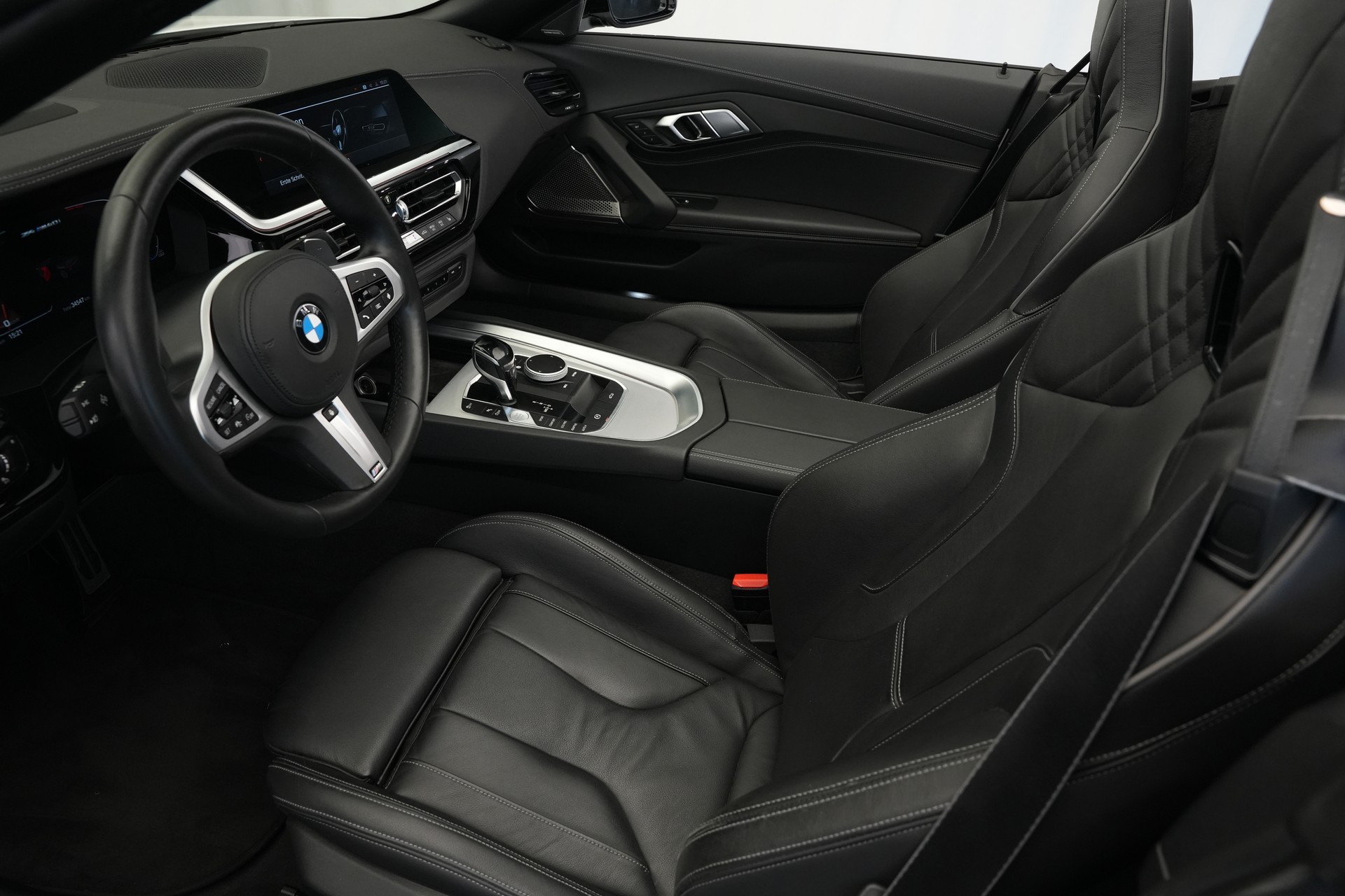 BMW Z4 M40i Steptronic *CH-Fahrzeug*-image-11