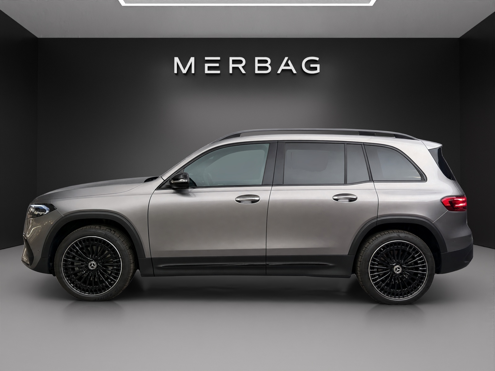 MERCEDES-BENZ EQB 350 AMG Line 4Matic-image-2