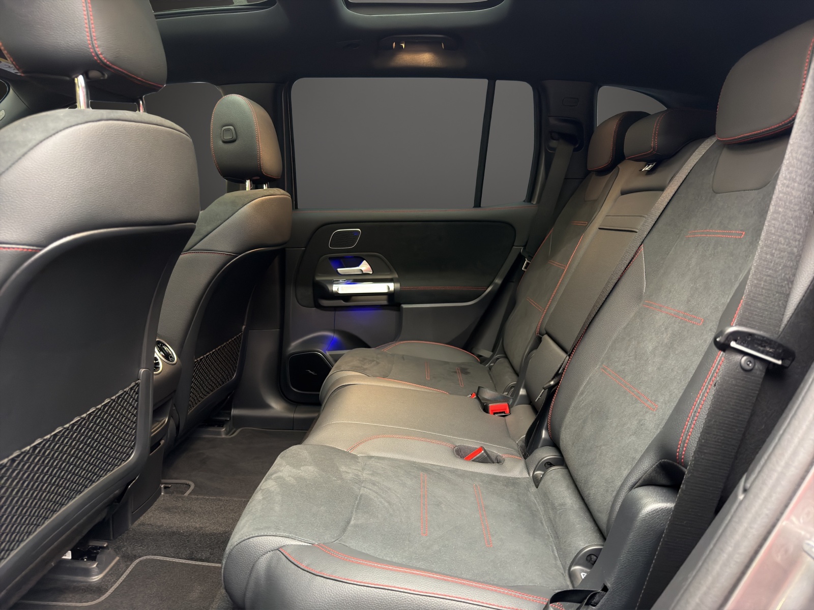 MERCEDES-BENZ EQB 350 AMG Line 4Matic-image-9