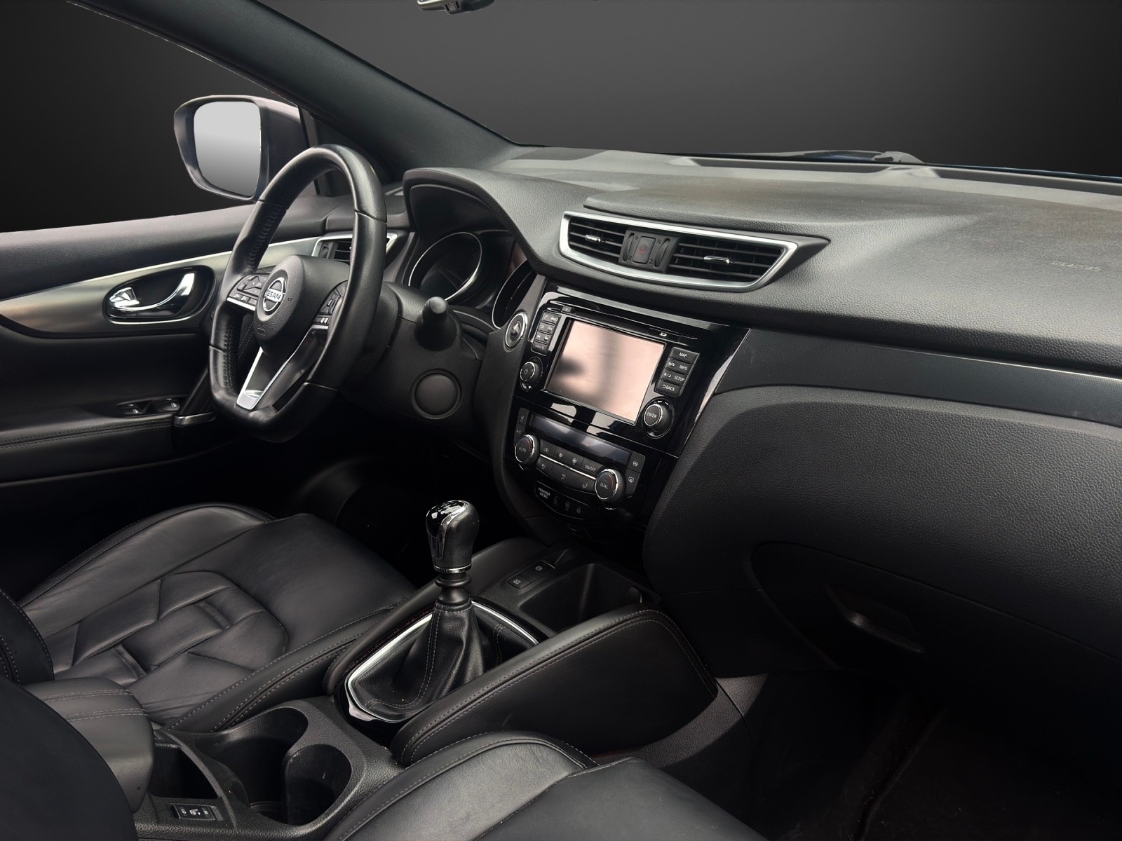 NISSAN Qashqai 1.6 dCi tekna+ ALL-MODE 4x4-image-9