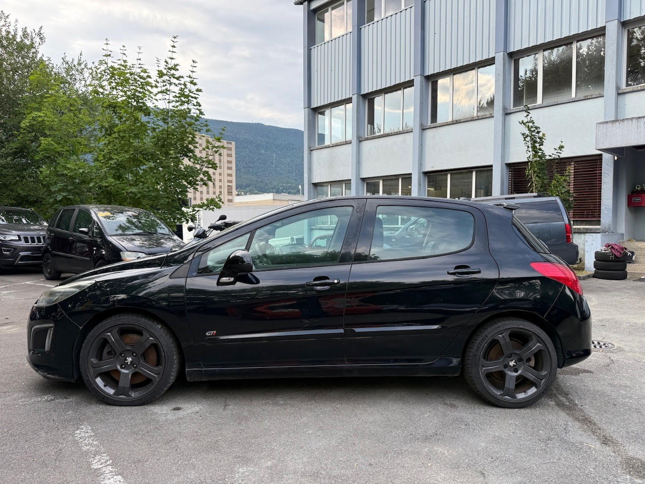PEUGEOT 308 1.6 16V T GTi-image-3
