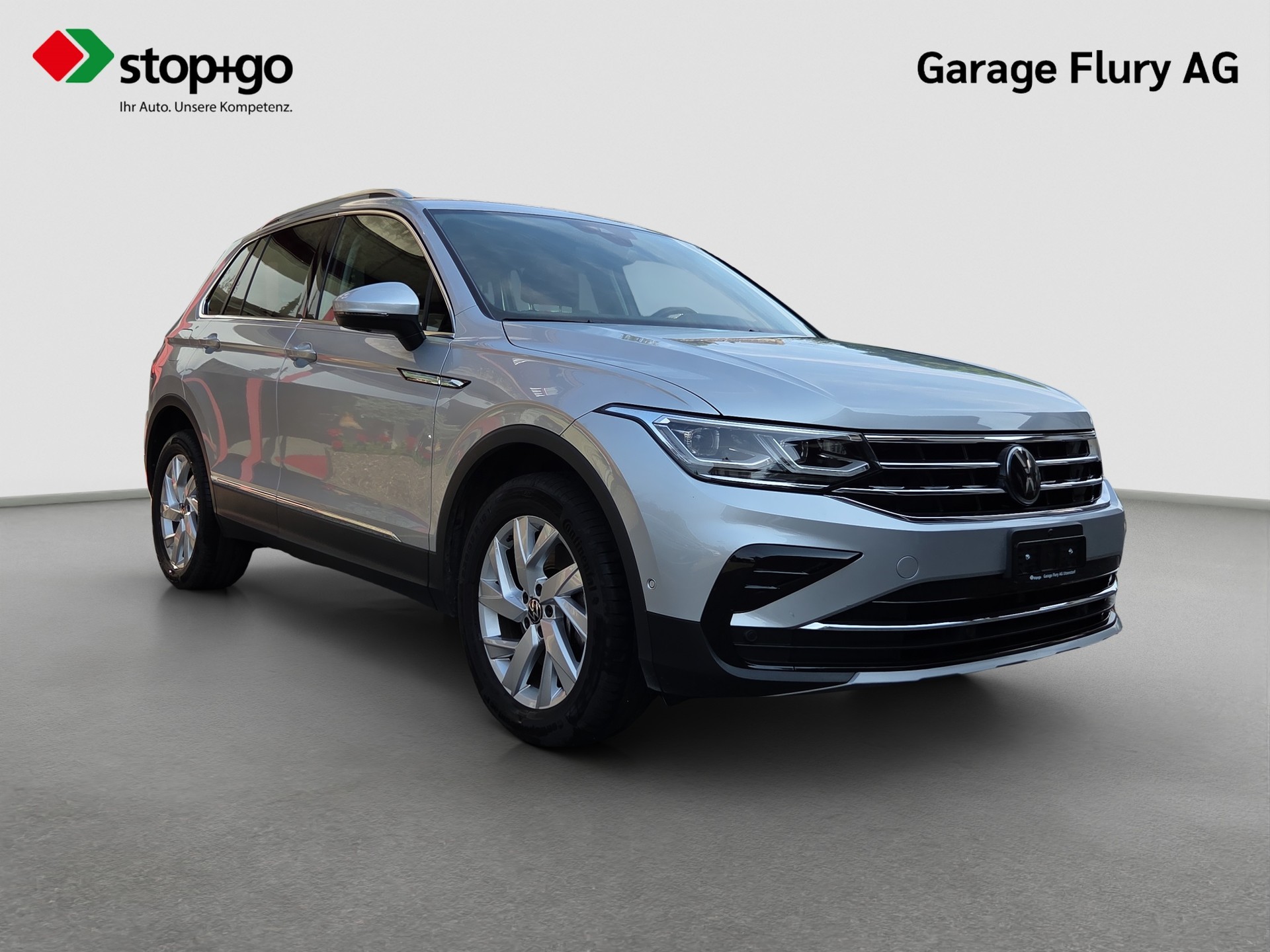 VW Tiguan 2.0TSI Elegance 4Motion DSG-image-7