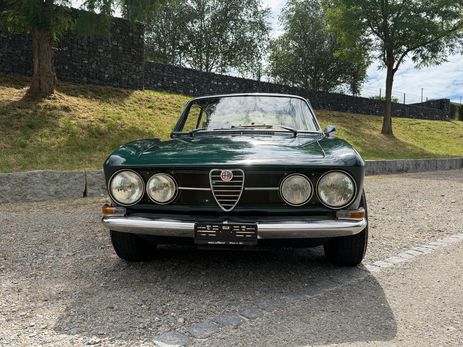 ALFA ROMEO 1750-showroom-element-2