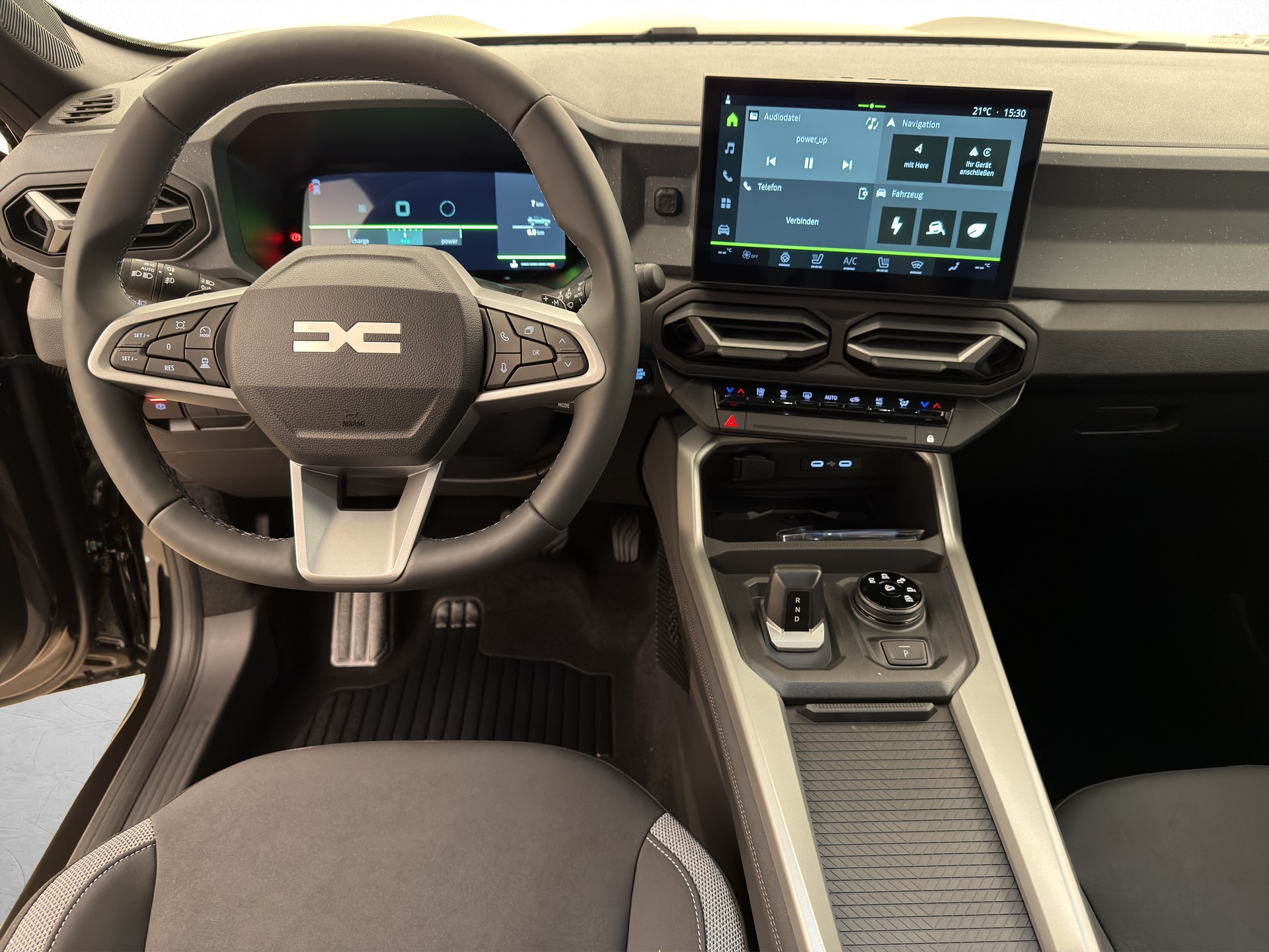 DACIA Bigster 1.2 Hybrid Journey 4WD-image-8