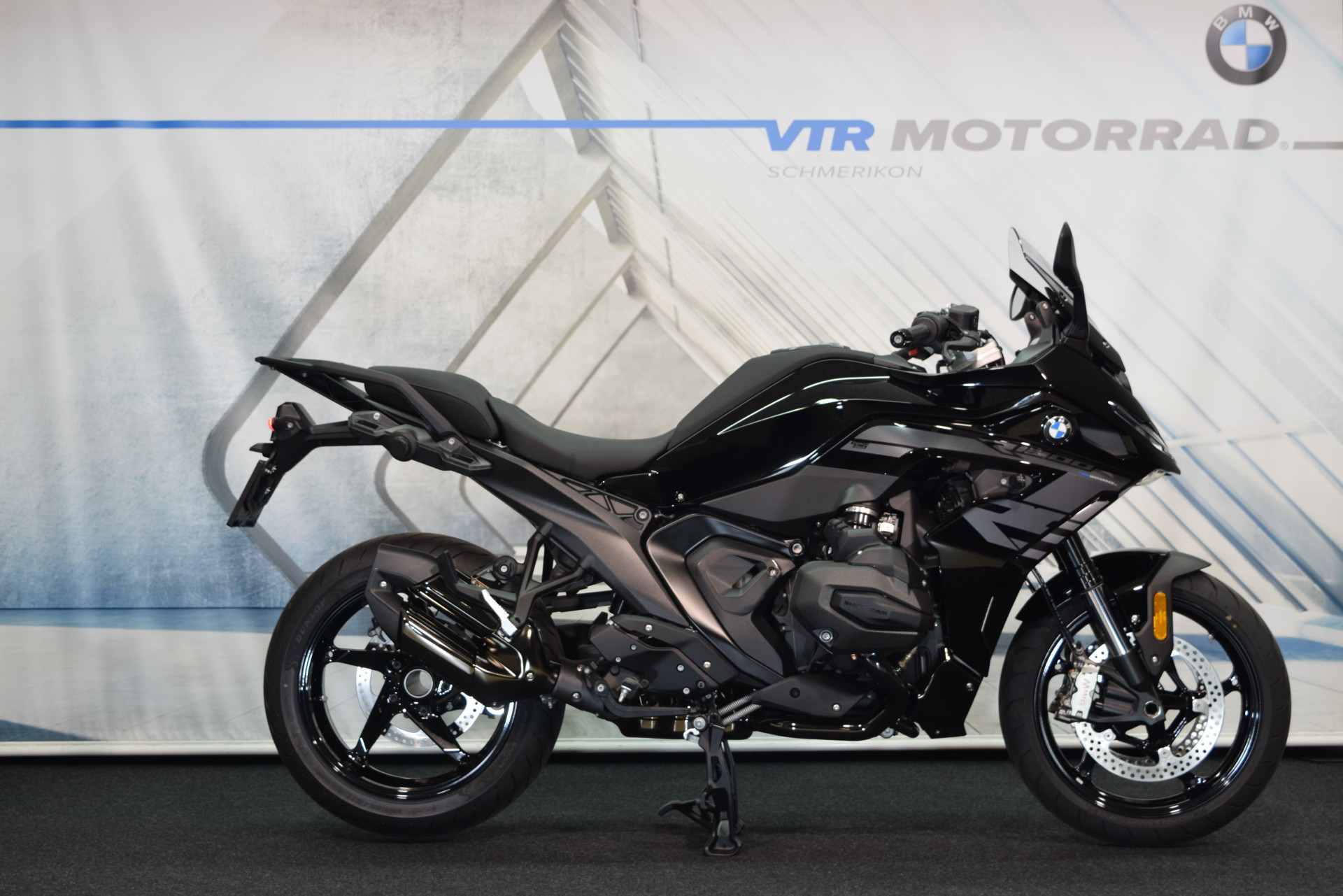 BMW R 1300 RS Triple Black 1'500.- BOXER-PRÄMIE-showroom-element-1