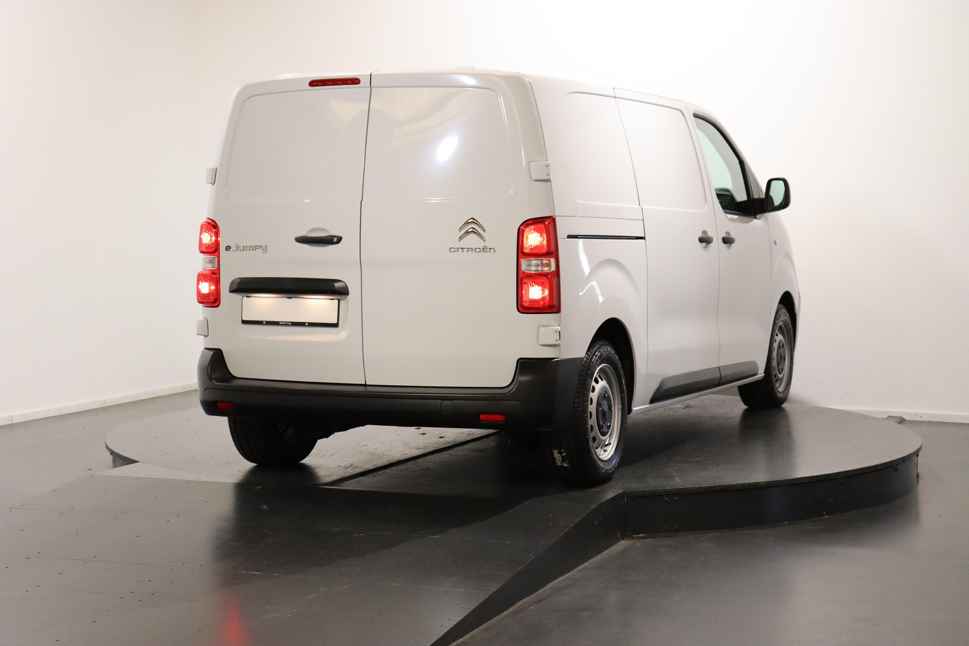CITROEN e-Jumpy Kaw. M 50 kWh-showroom-element-3