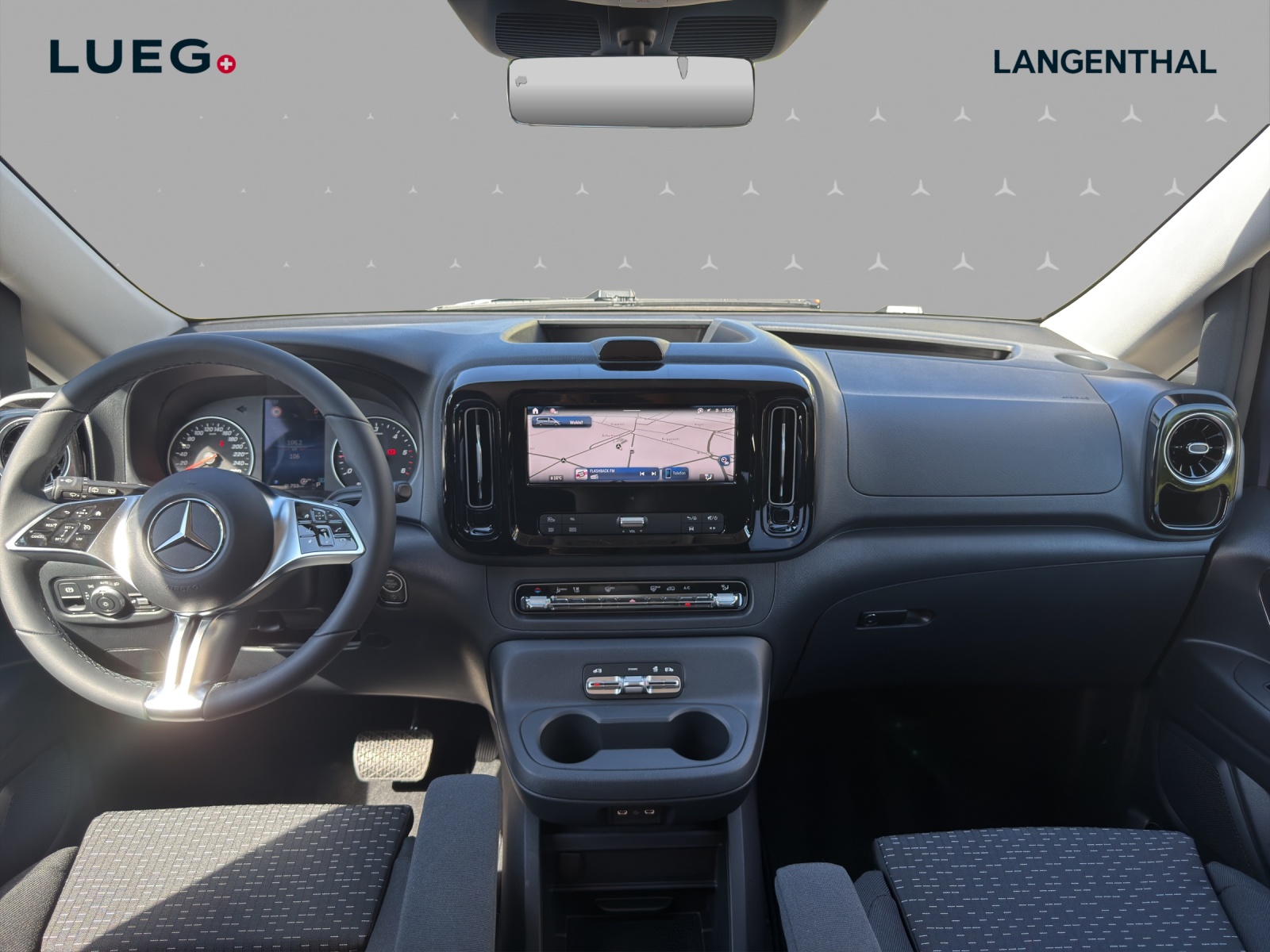 MERCEDES-BENZ Vito 116 CDI Lang Tourer 9G-Tronic 4M Select-image-10