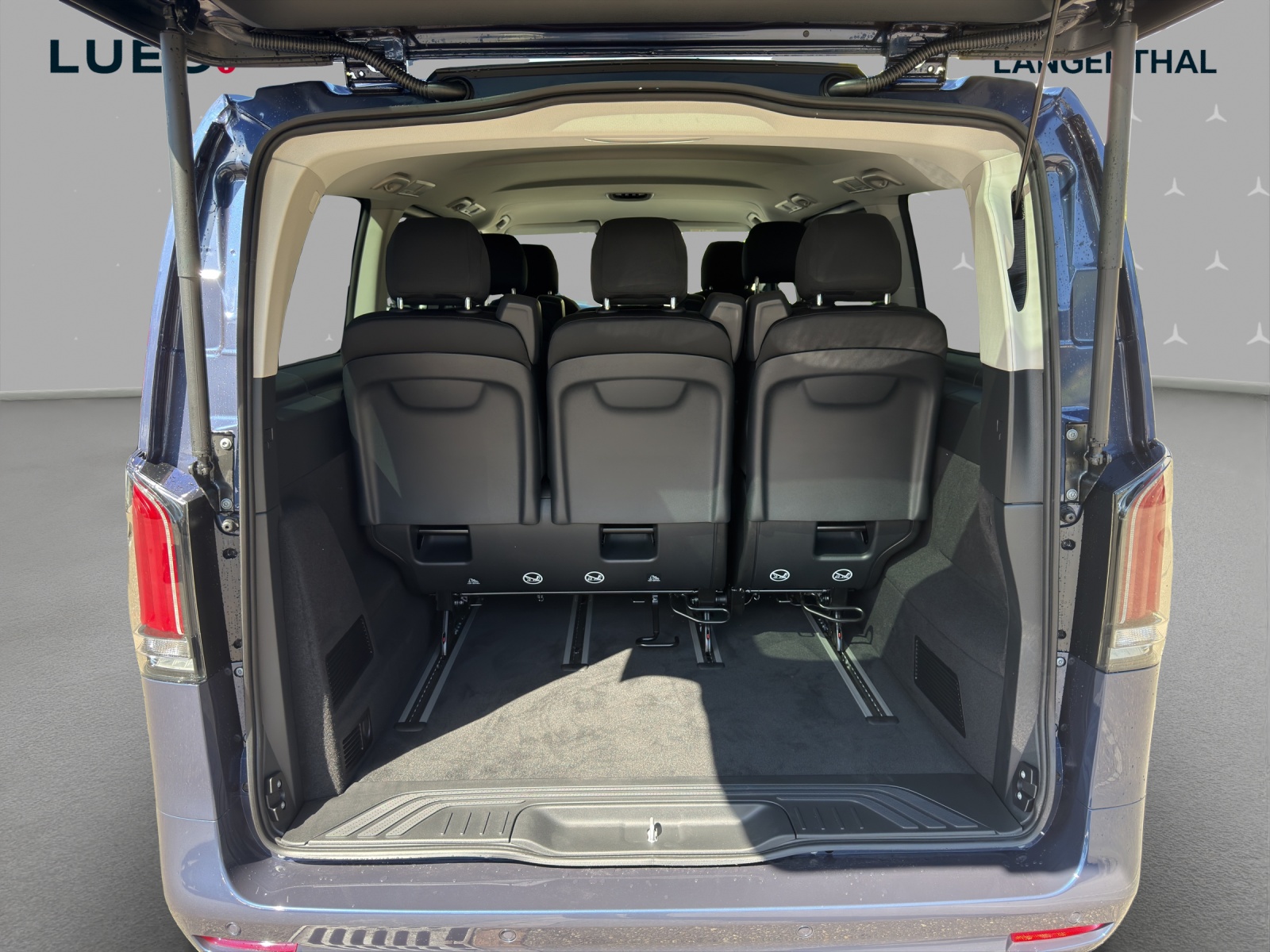 MERCEDES-BENZ Vito 116 CDI Lang Tourer 9G-Tronic 4M Select-image-14