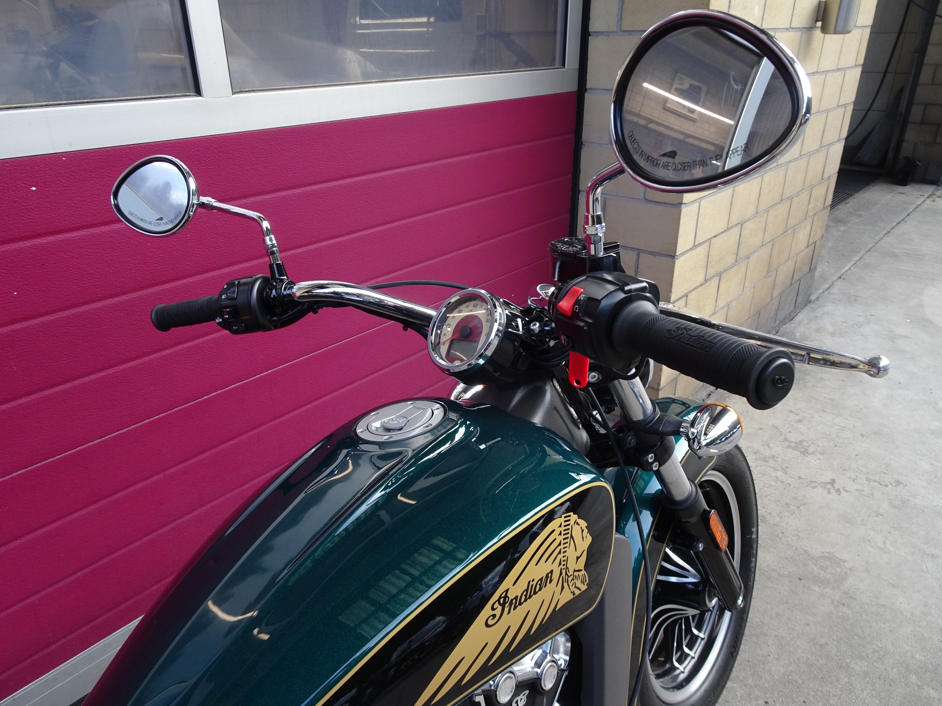 INDIAN Scout ABS-image-4
