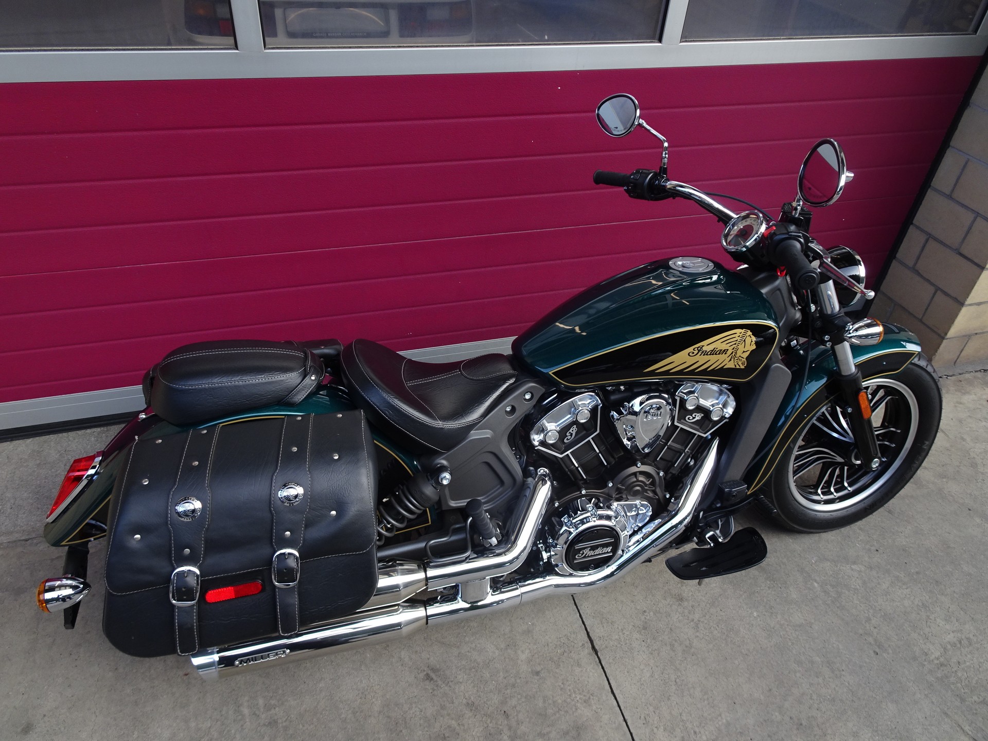 INDIAN Scout ABS-image-14