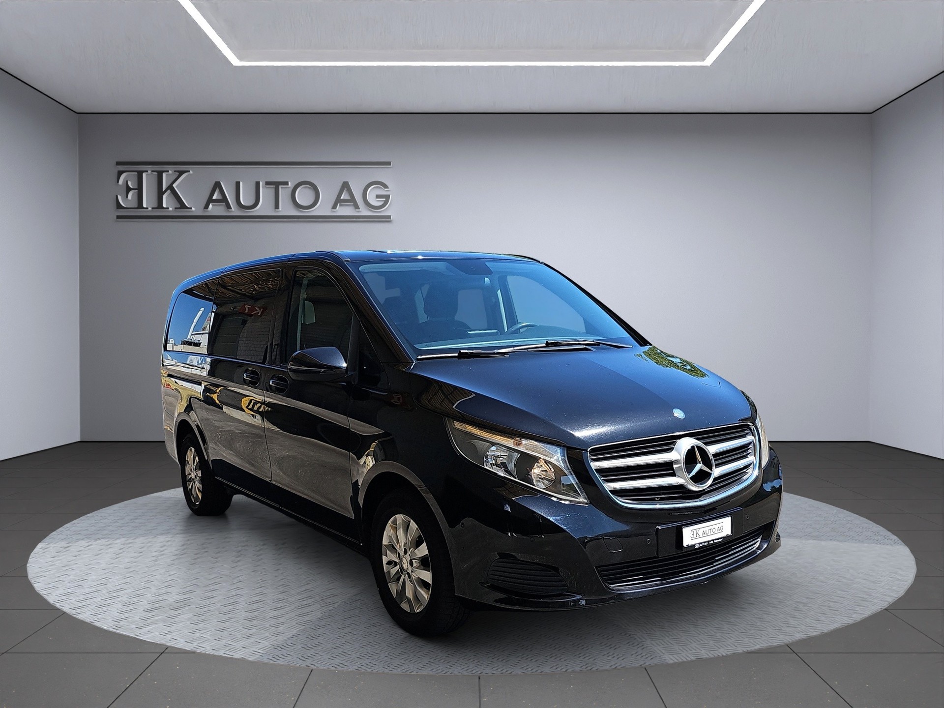 MERCEDES-BENZ V 220 d lang 7G-Tronic-image-5
