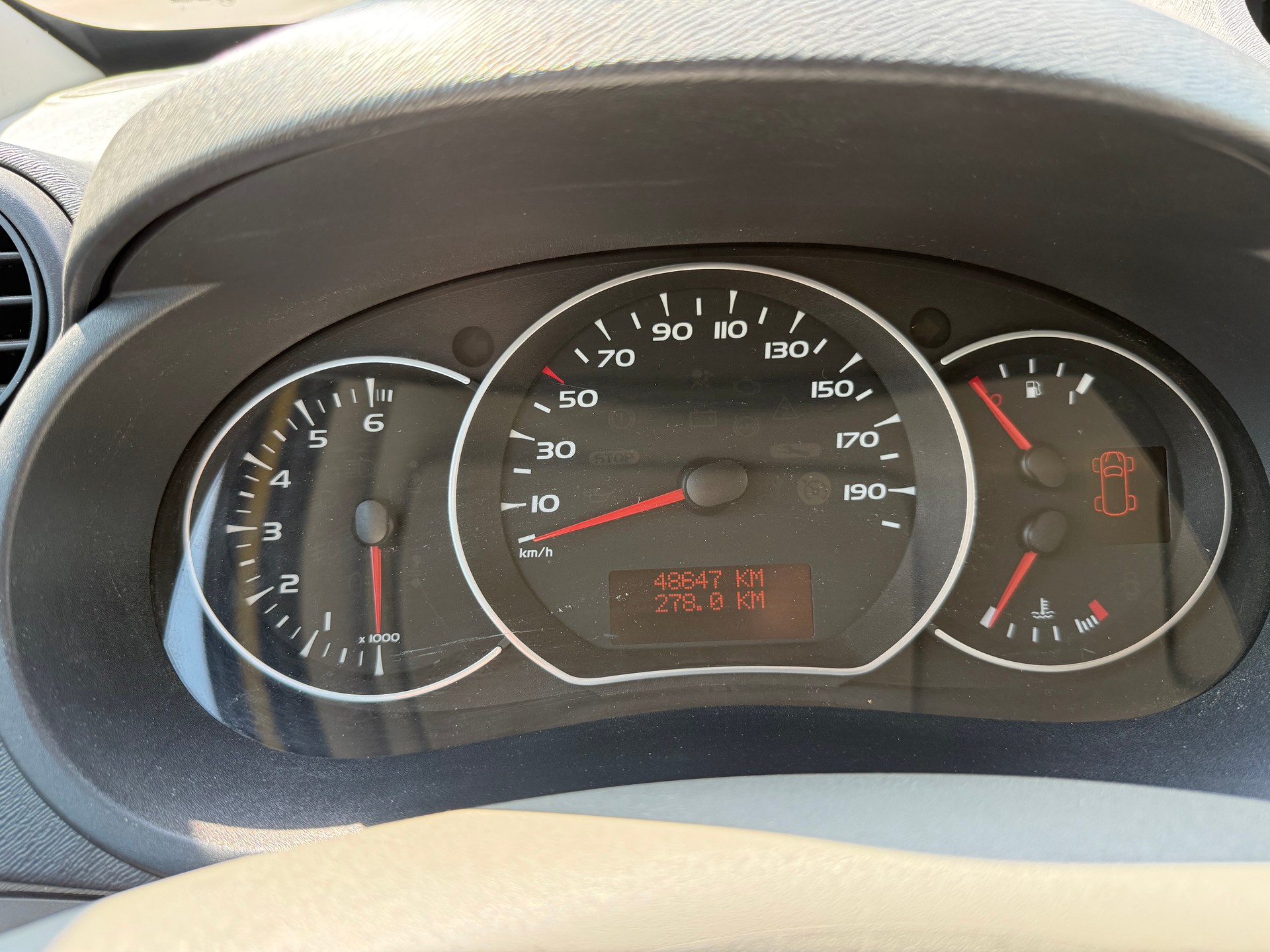 RENAULT Kangoo 1.6 16V Privilège Automatic-image-14