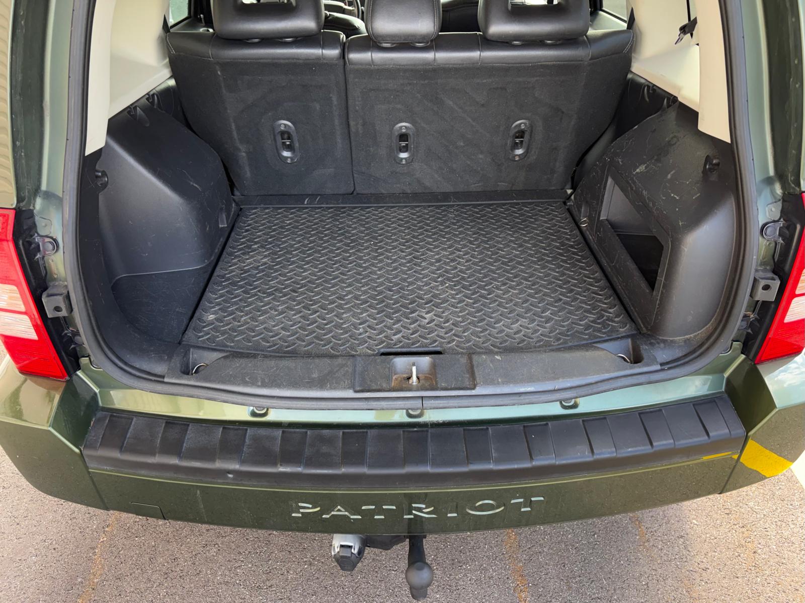 JEEP Patriot 2.4 Limited Leder AHK 8-Fach-image-12