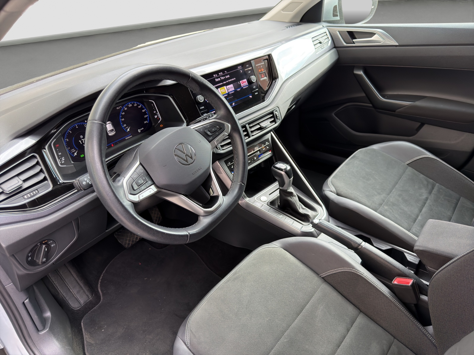 VW Taigo 1.0 TSI Style DSG-image-7