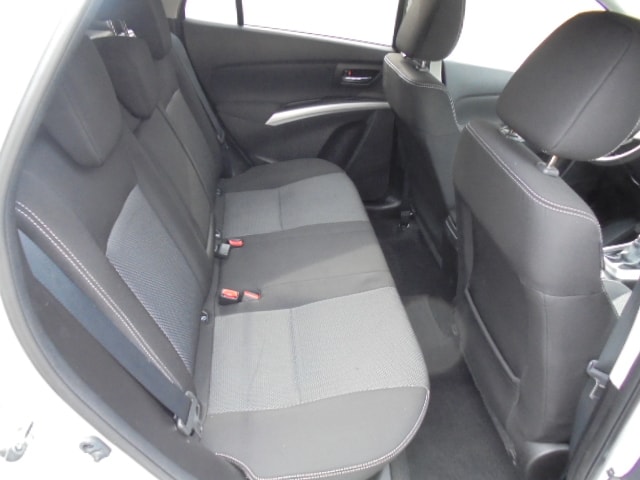 SUZUKI SX4 S-Cross 1.6 TD GL 4WD-image-11