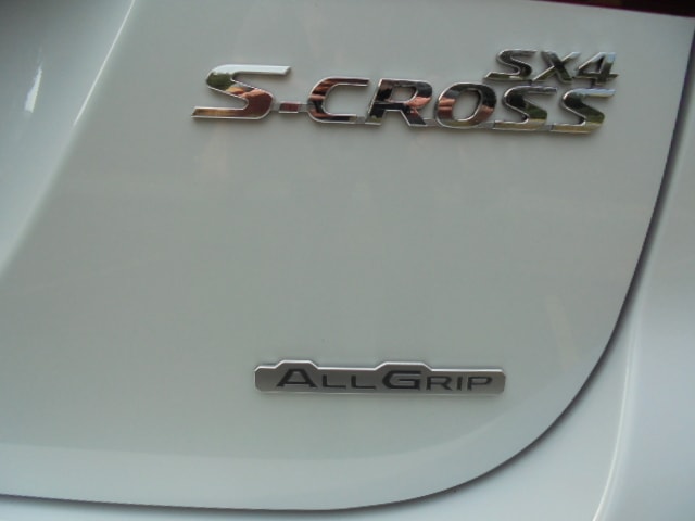 SUZUKI SX4 S-Cross 1.6 TD GL 4WD-image-15