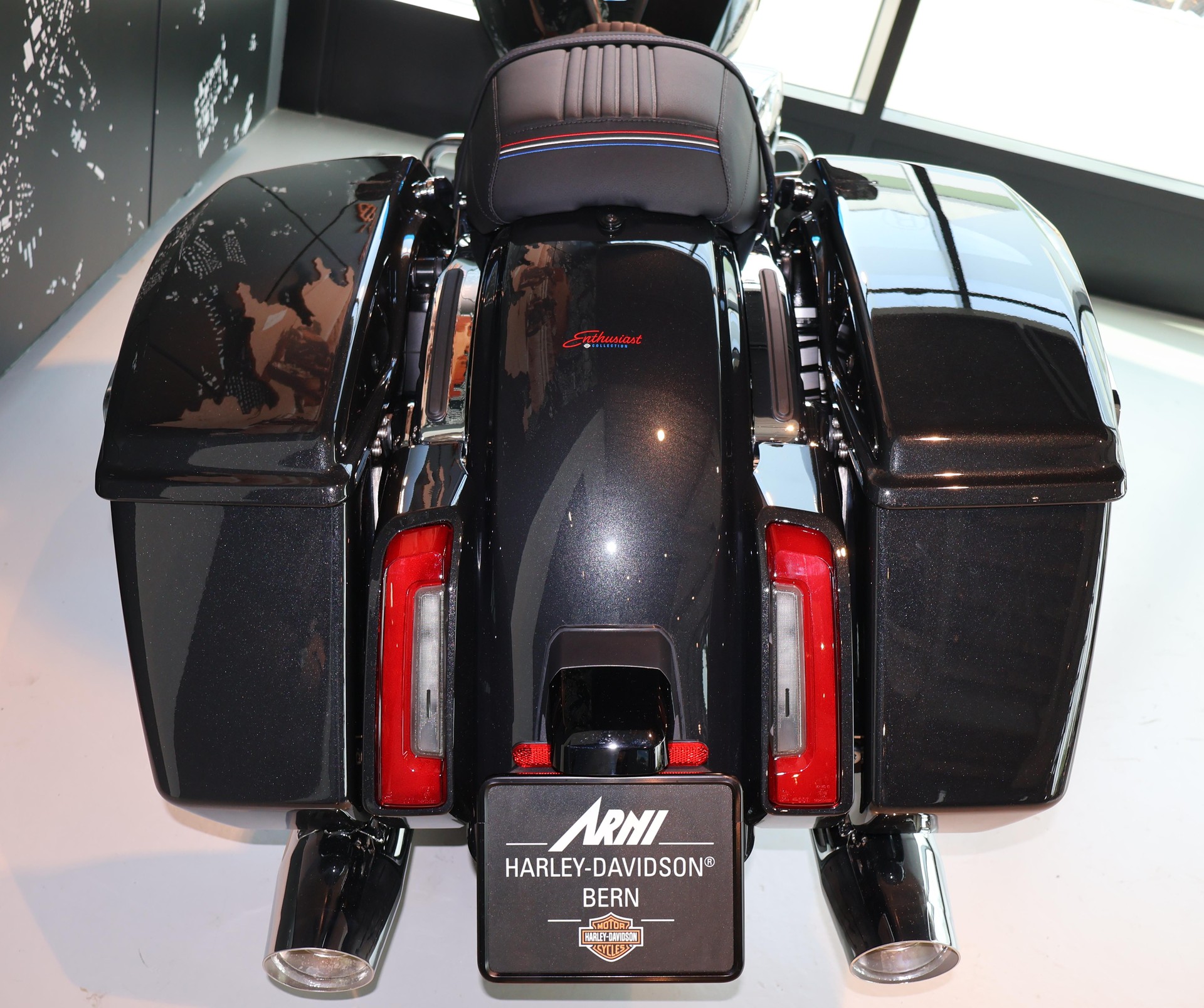 HARLEY-DAVIDSON FLHX Street Glide 117-image-9