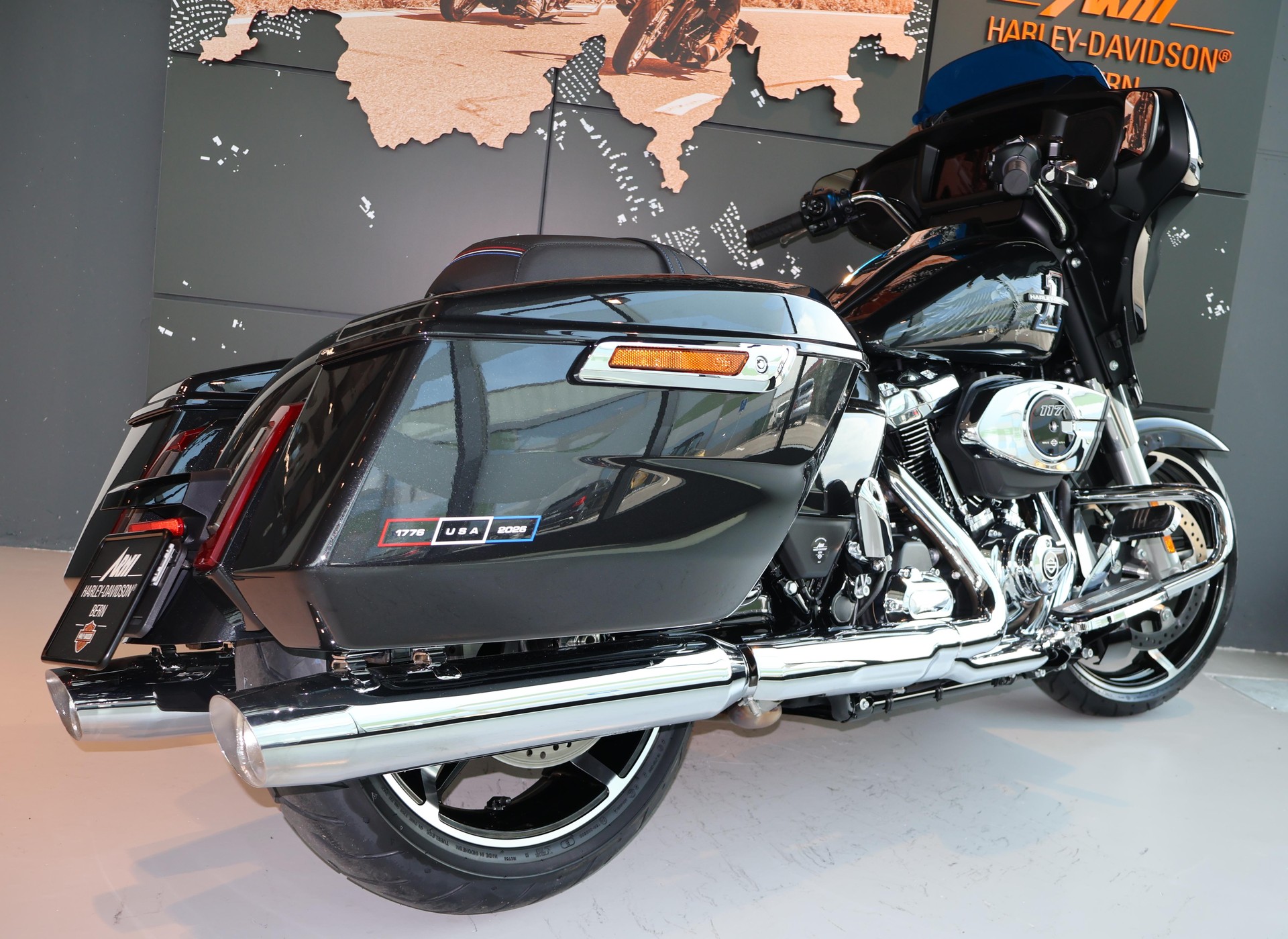 HARLEY-DAVIDSON FLHX Street Glide 117-image-4
