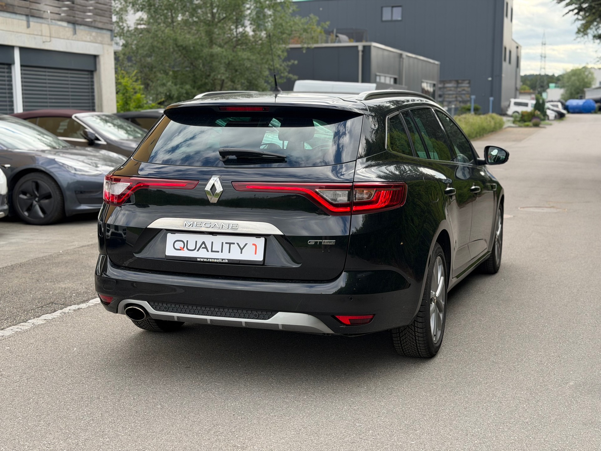 RENAULT Mégane Grandtour 1.2 16V Turbo GT Line EDC-image-4