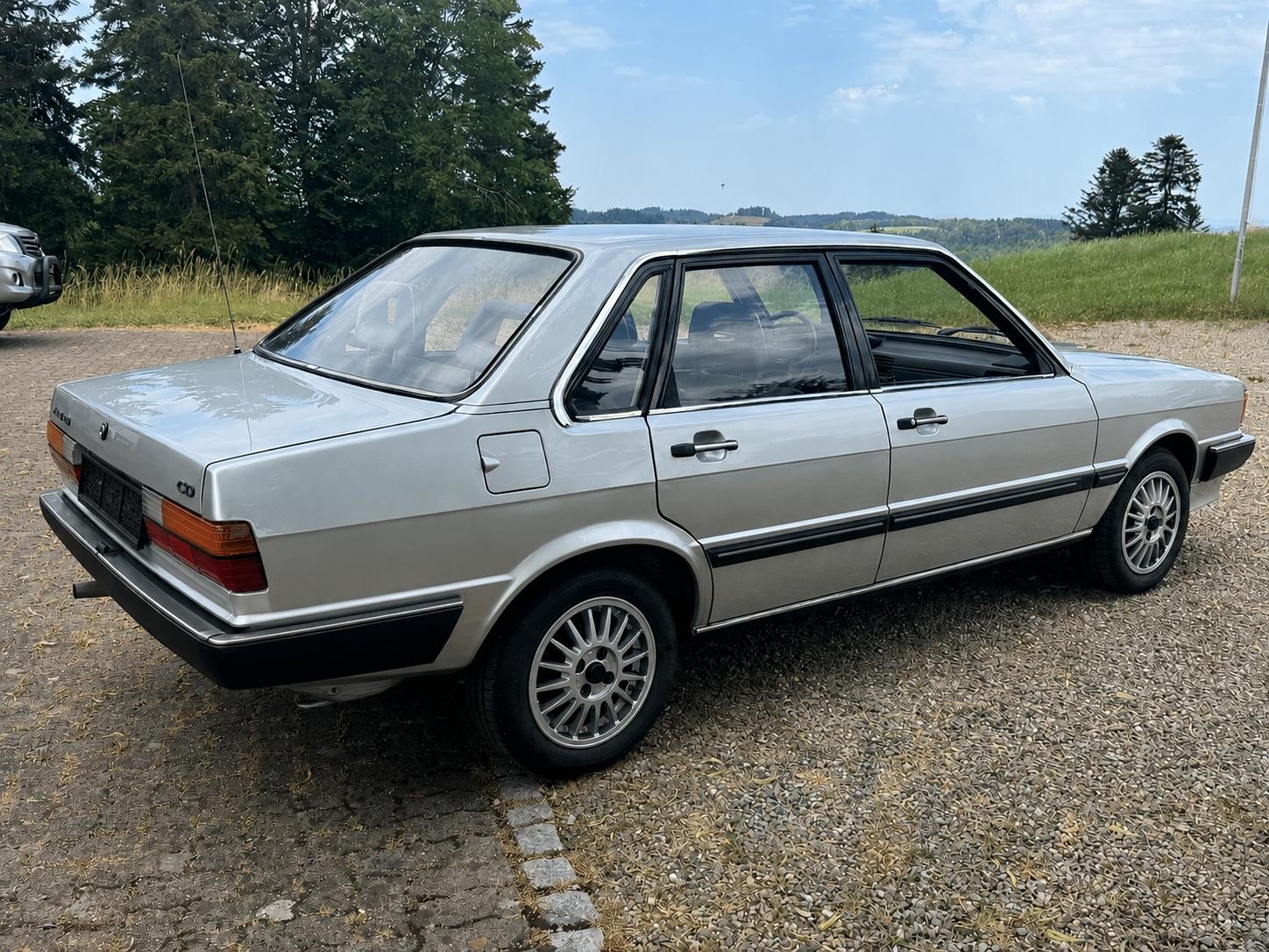 AUDI 80 CD 5S Automat-image-3