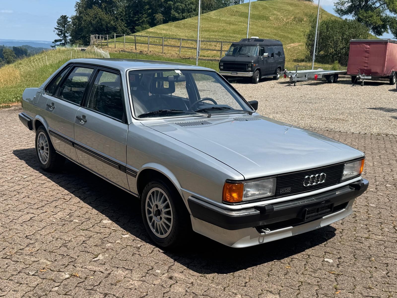 AUDI 80 CD 5S Automat-image-2