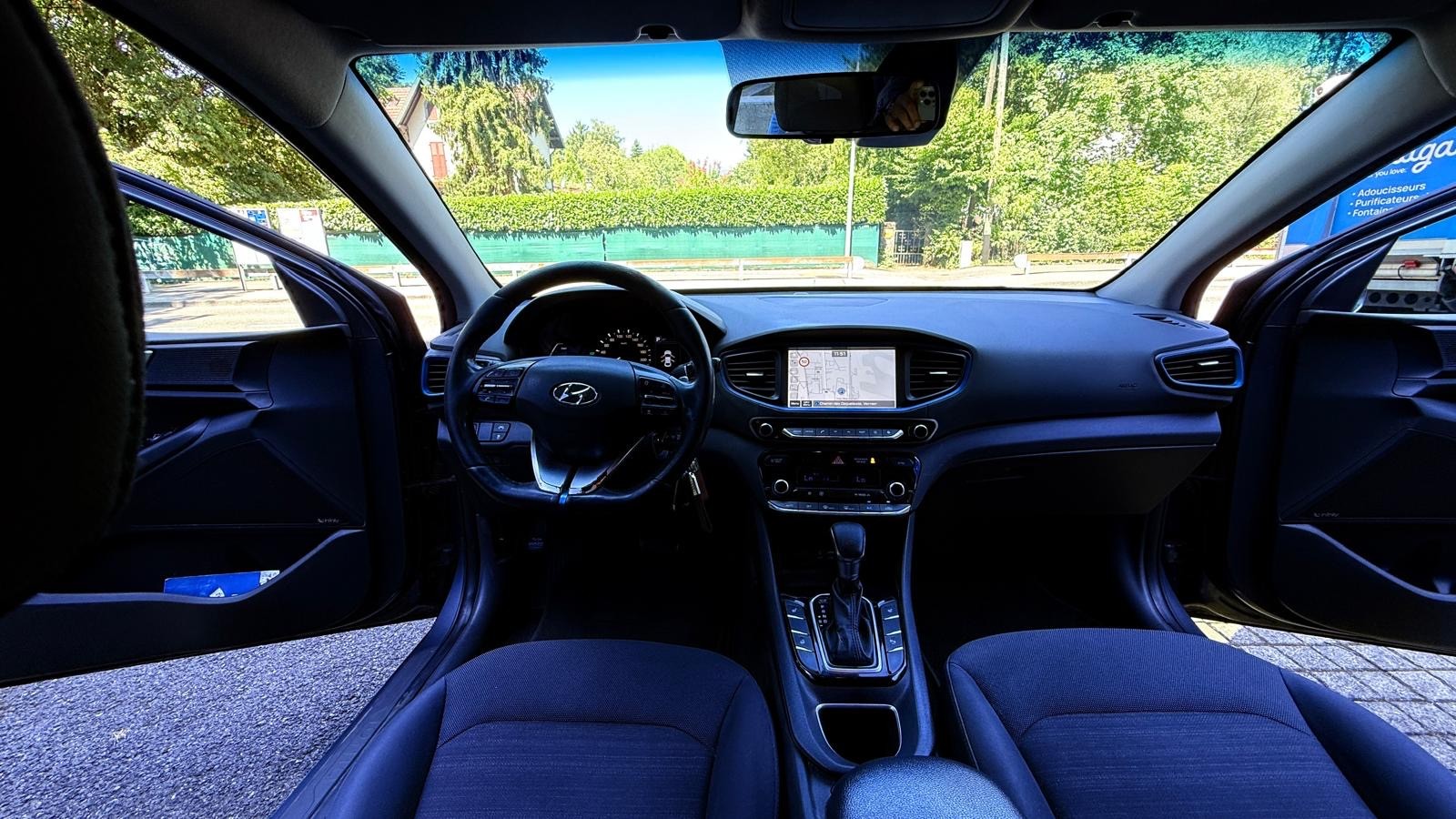HYUNDAI Ioniq 1.6 GDi HEV Amplia DCT-image-7